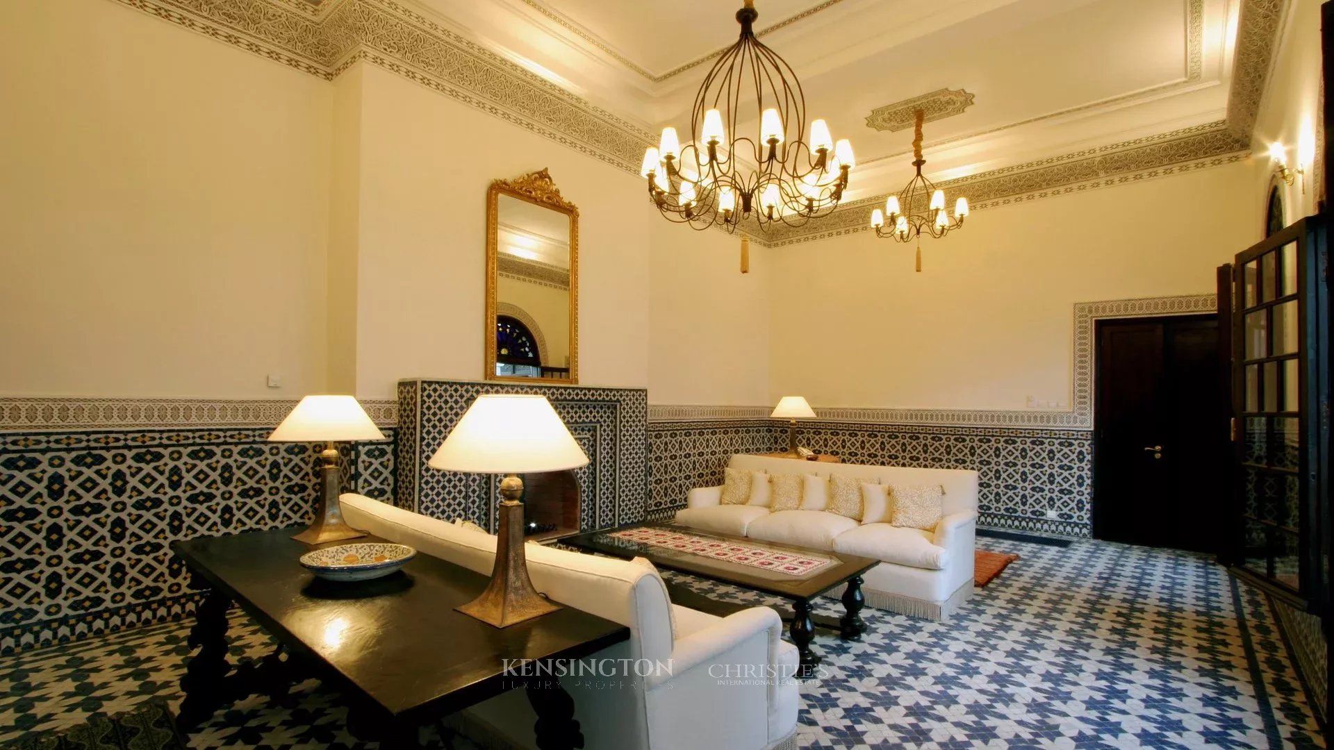 5 Bedroom Villa/Townhouse's Image 14