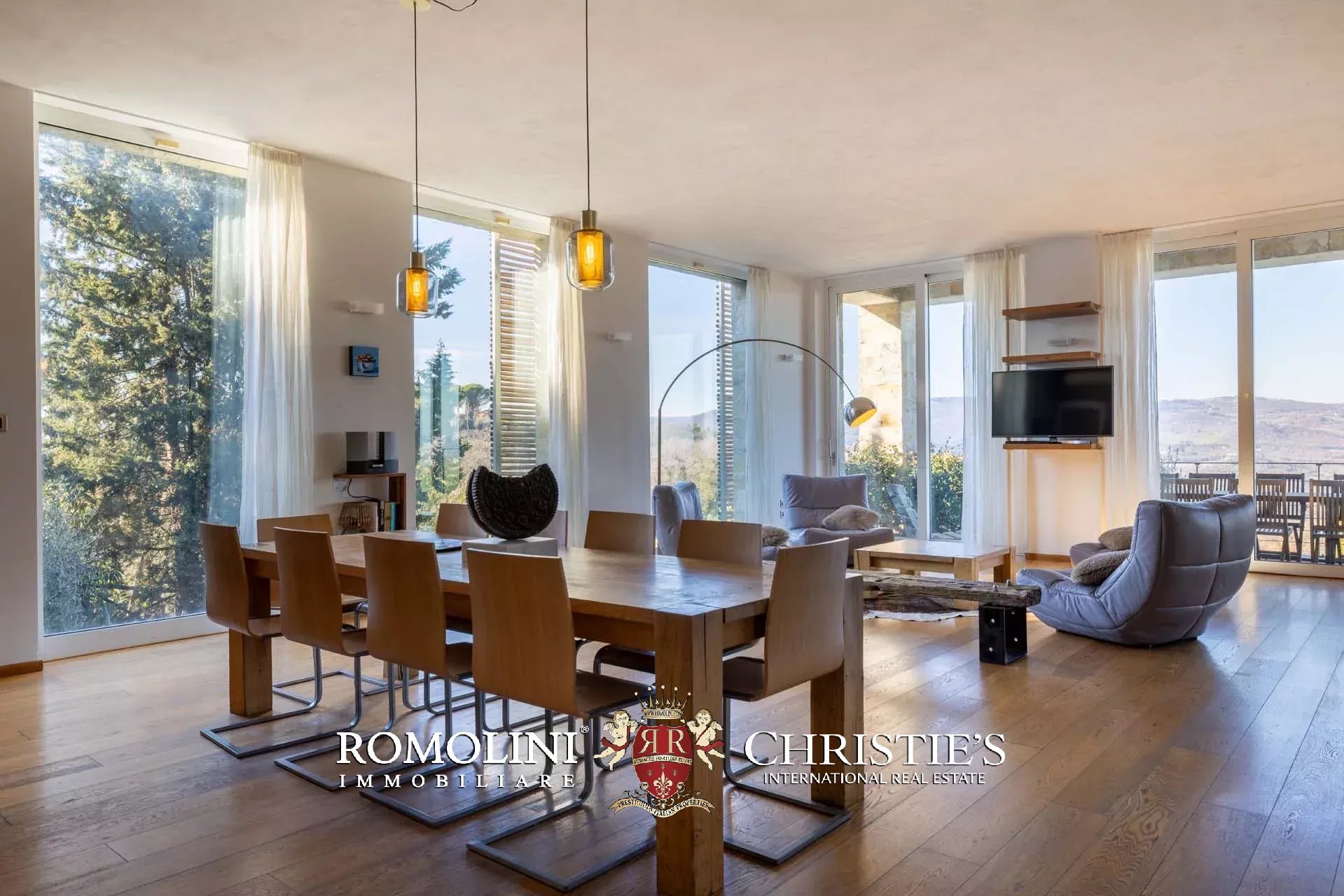 4 Bedroom Villa/Townhouse's Image 23