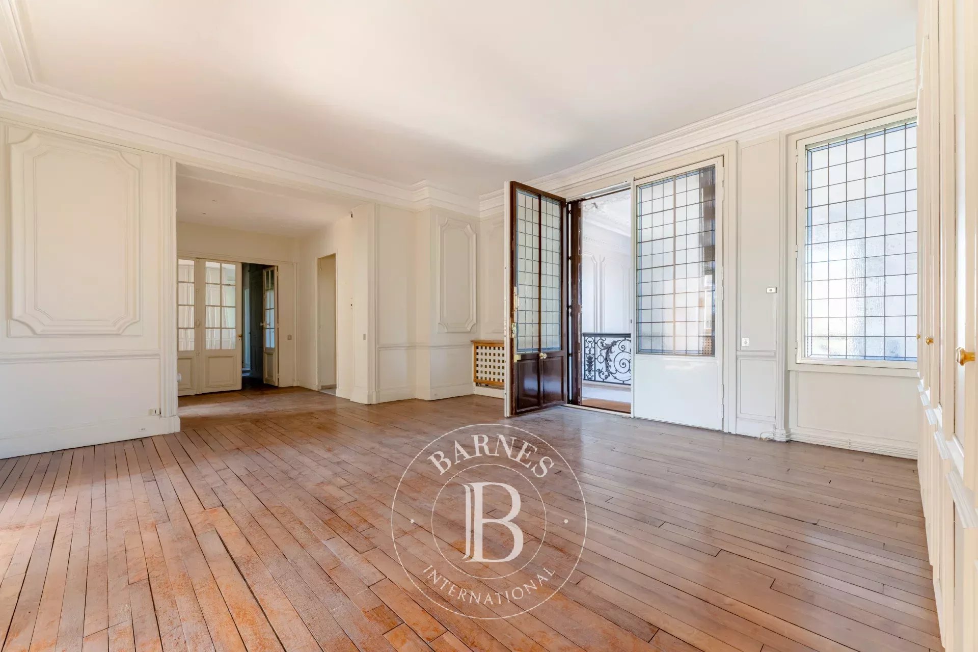 Paris  - Appartement  - picture 12