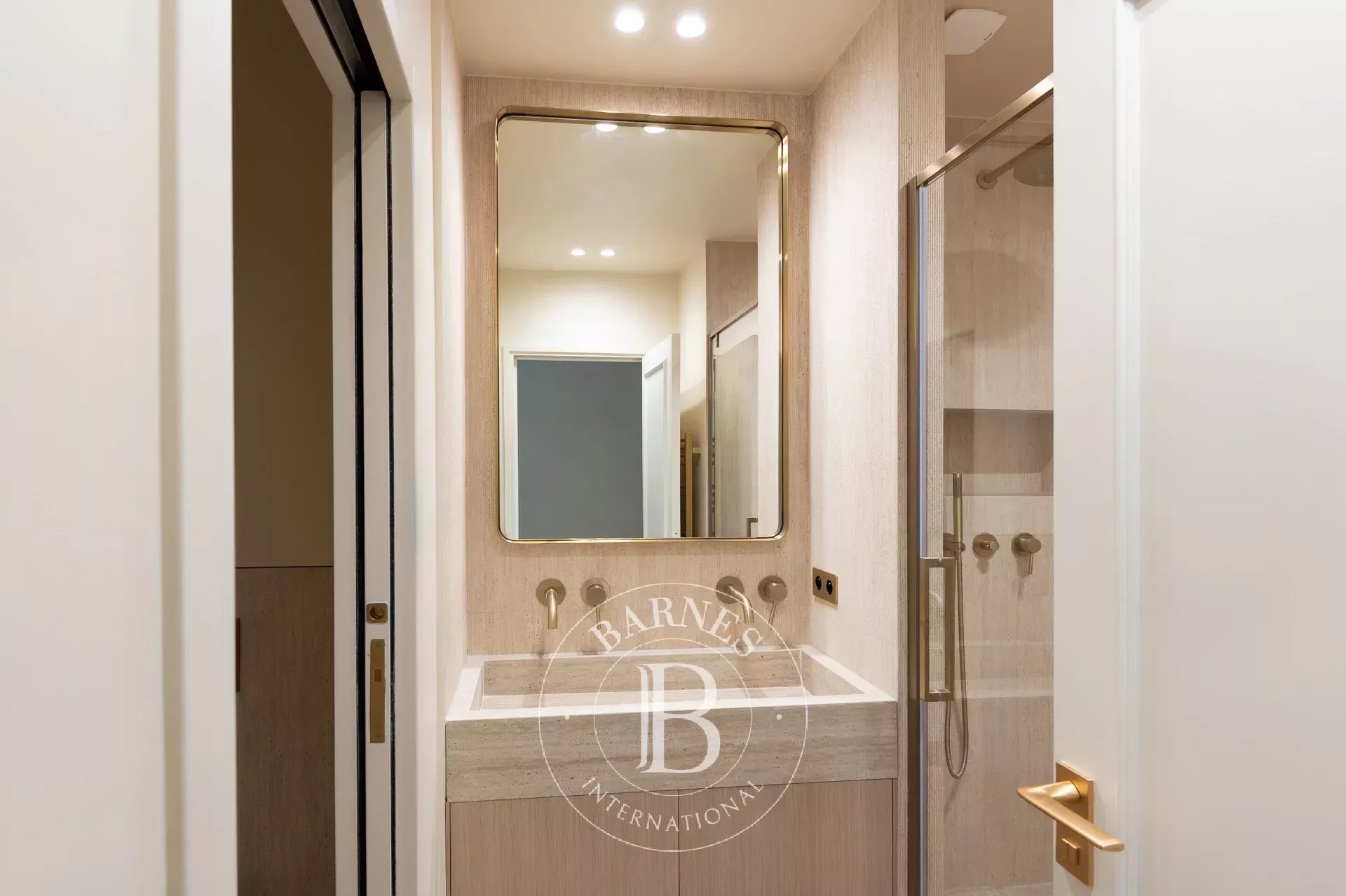 Daire Paris 9ème - picture 18