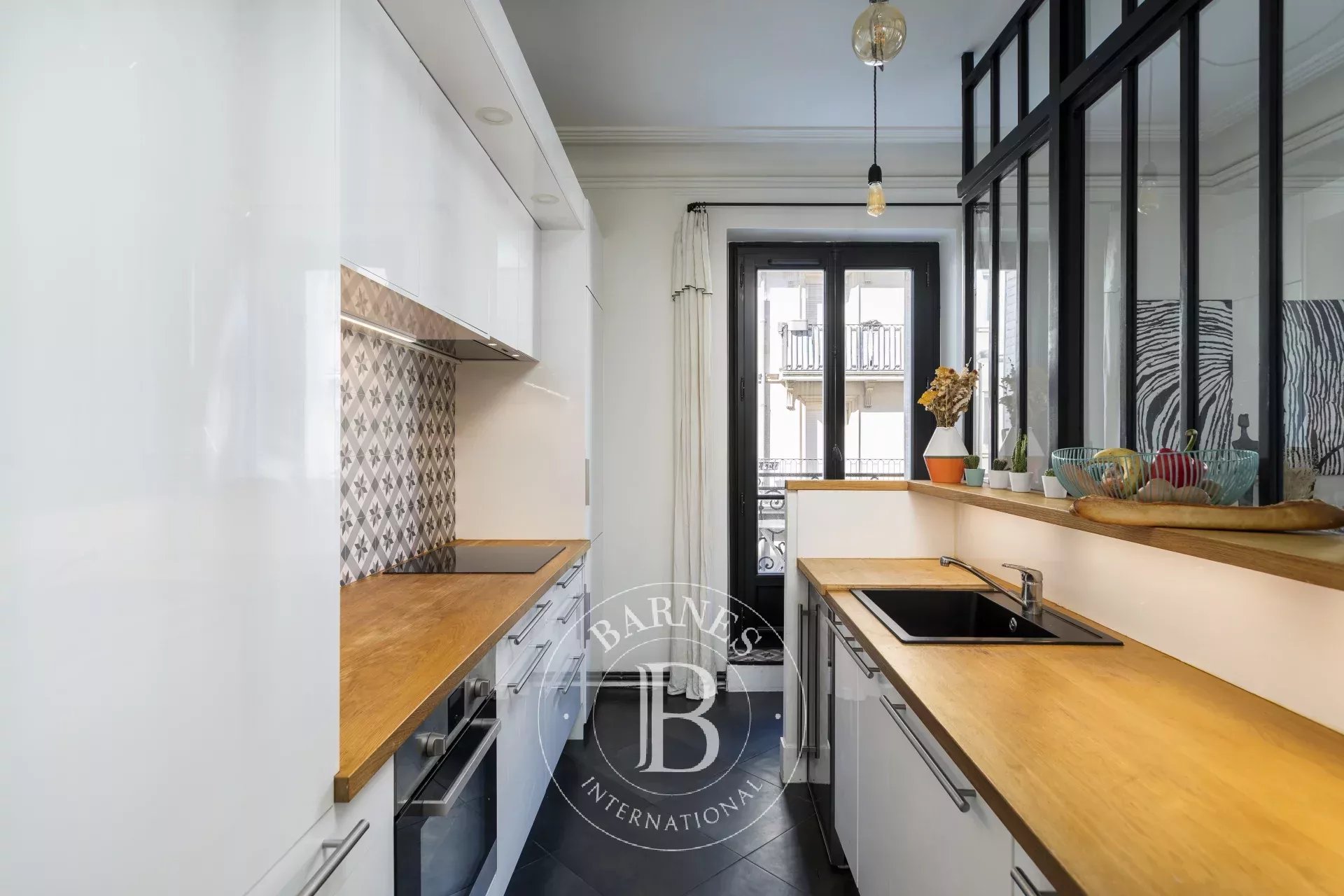 Daire Levallois-Perret - picture 7