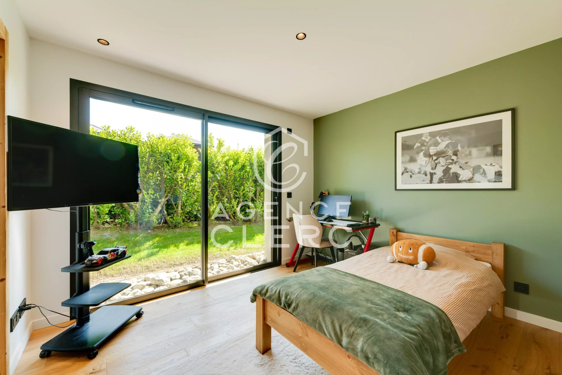 5 Bedroom Villa/Townhouse's Image 13
