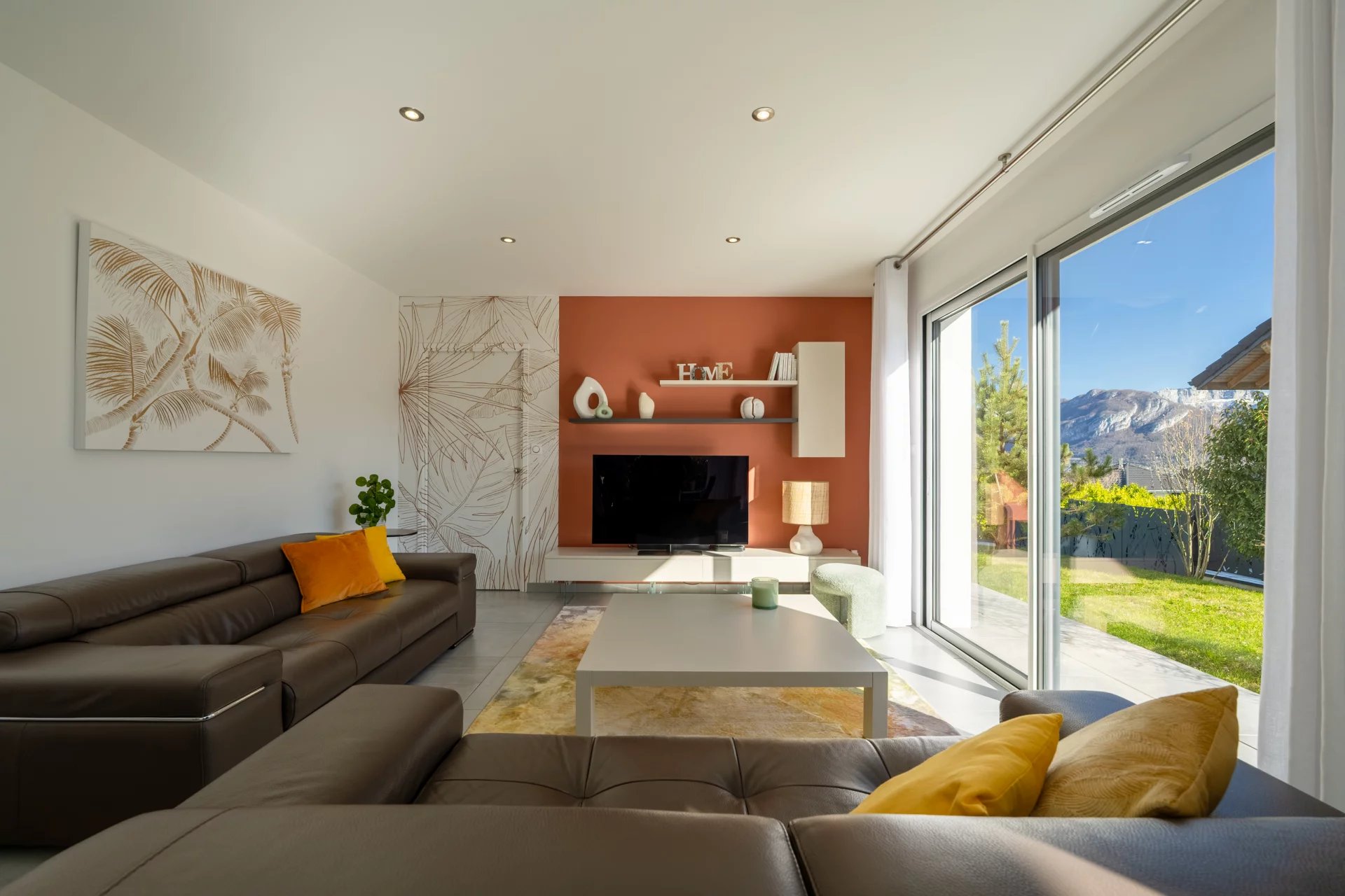 BARNES ANNECY | RIVE OUEST - VILLA DE STANDING - VUE PANORAMIQUE LAC ET MONTAGNES - PISCINE - picture 2