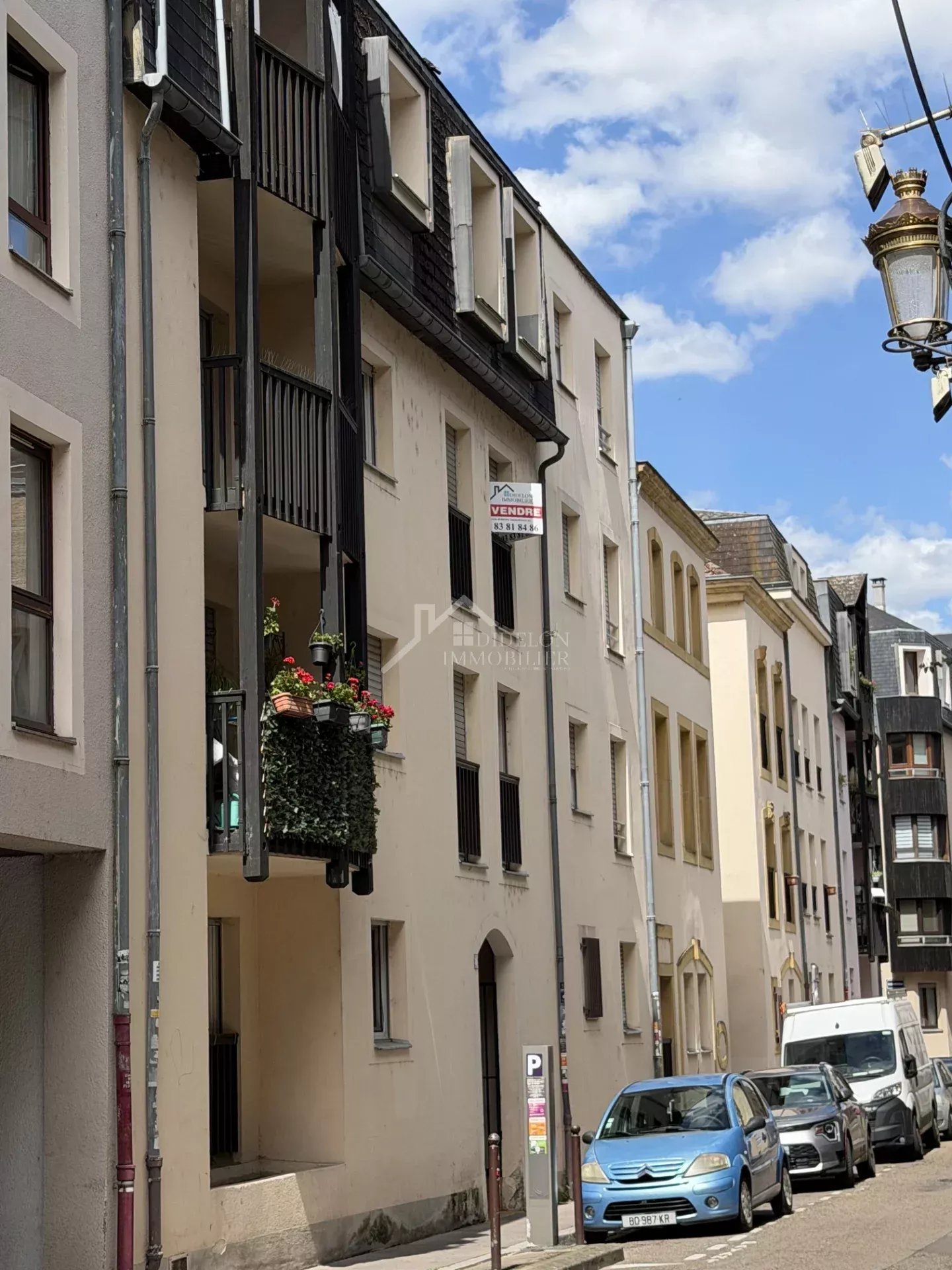 Agence immobilière de 