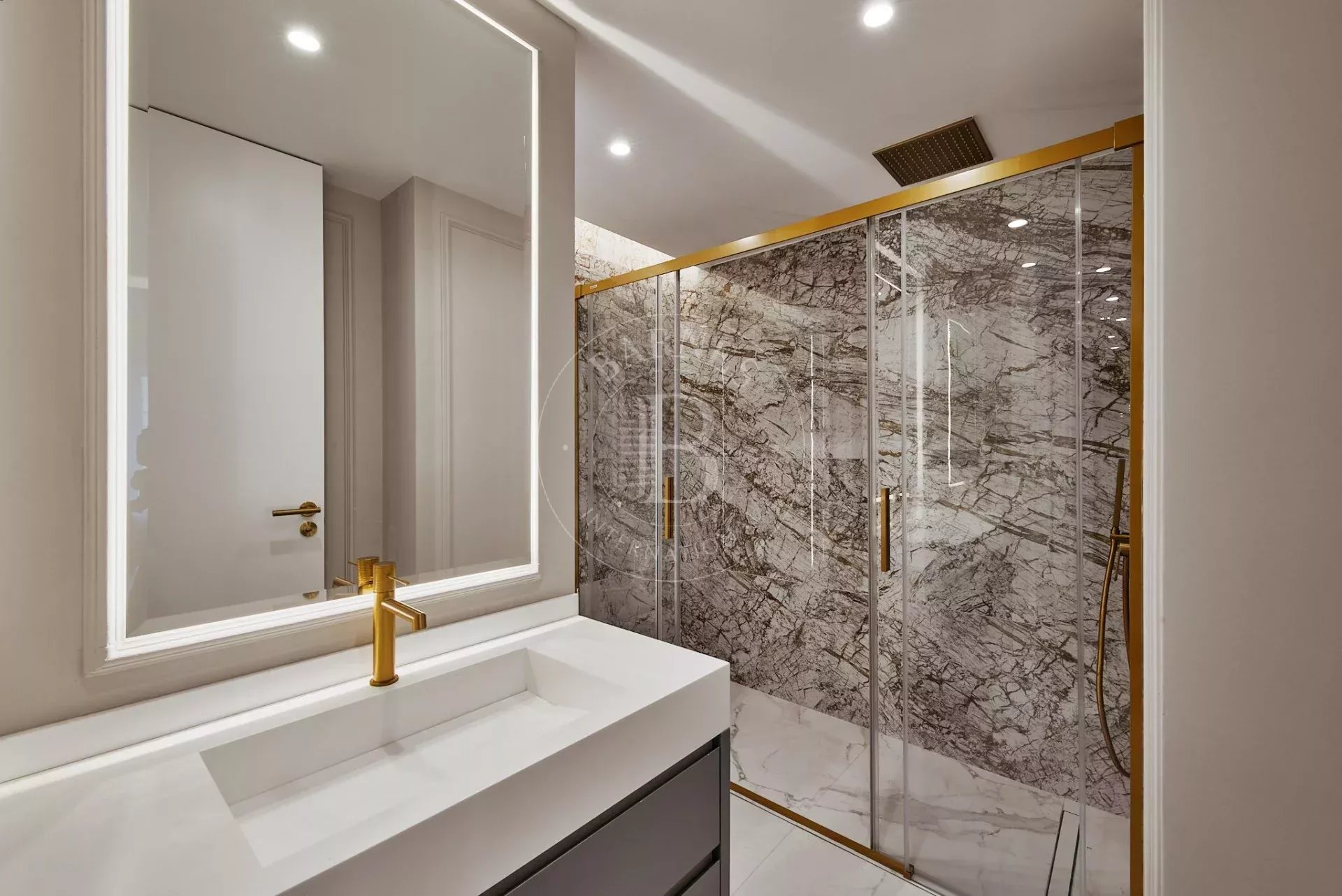 Daire Madrid - picture 13