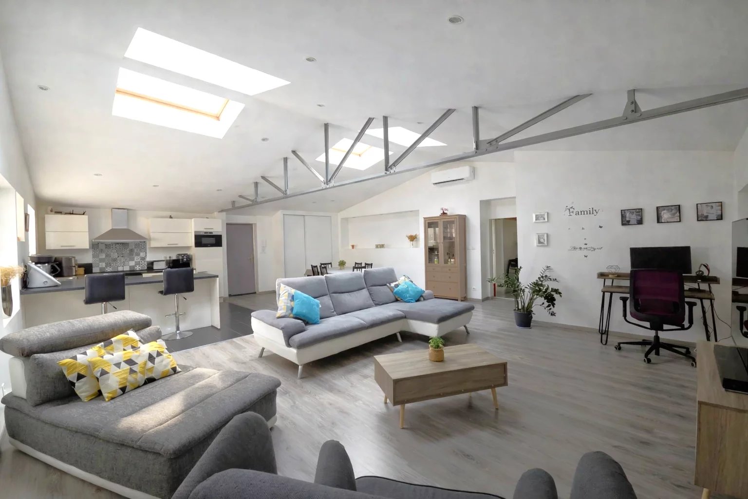 Agence immobilière de 