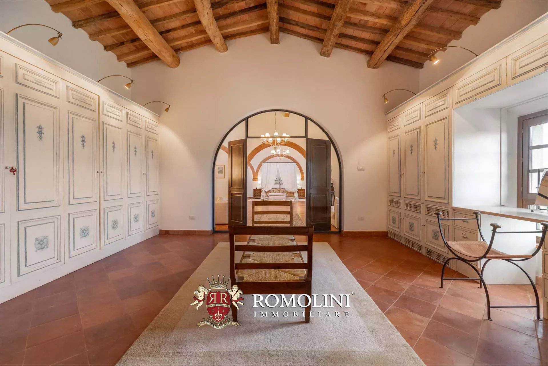 37 Bedroom Villa/Townhouse's Image 170