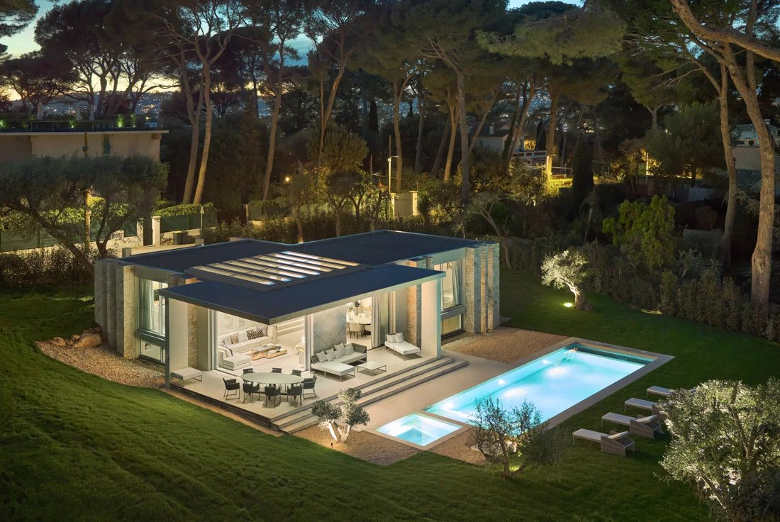 Vente Villa Contemporaire 330 m² au Cap d'Antibes