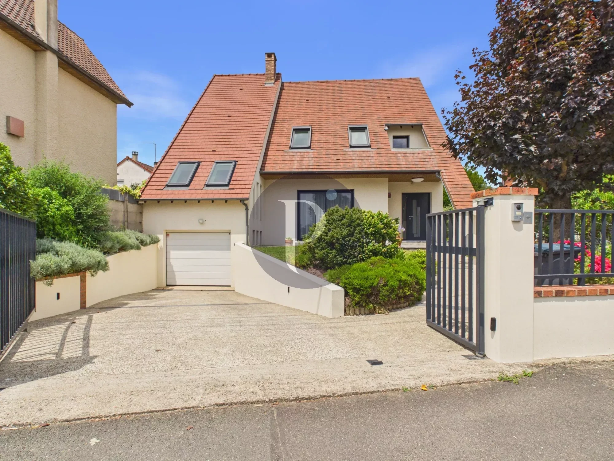 vente-maison-7-pieces-verrieres-le-buisson-87117802