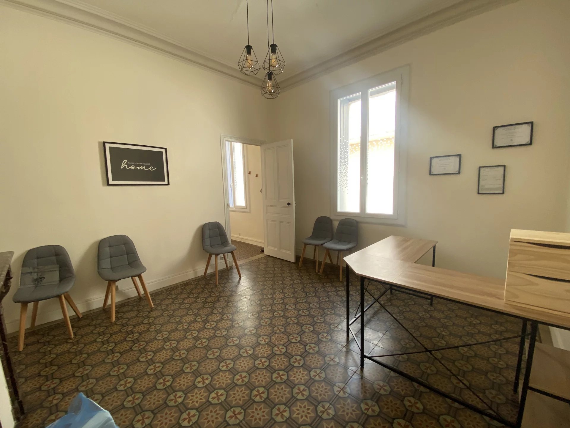 Agence immobilière de 