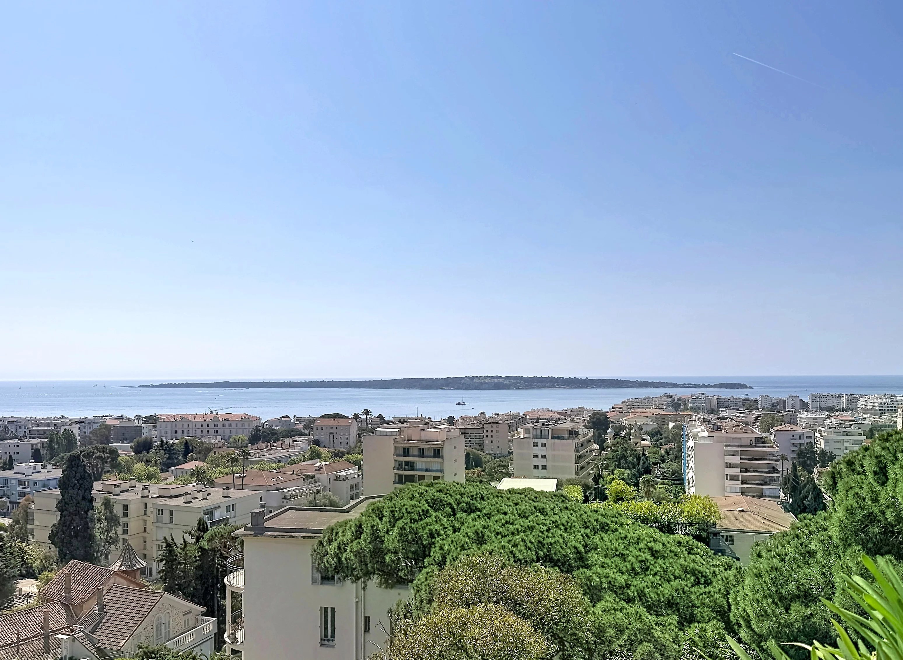 Image of Apartment - 2 Bedrooms - 1 Bathrooms for Sale in Alpes-Maritimes-Cannes-France, Image 2