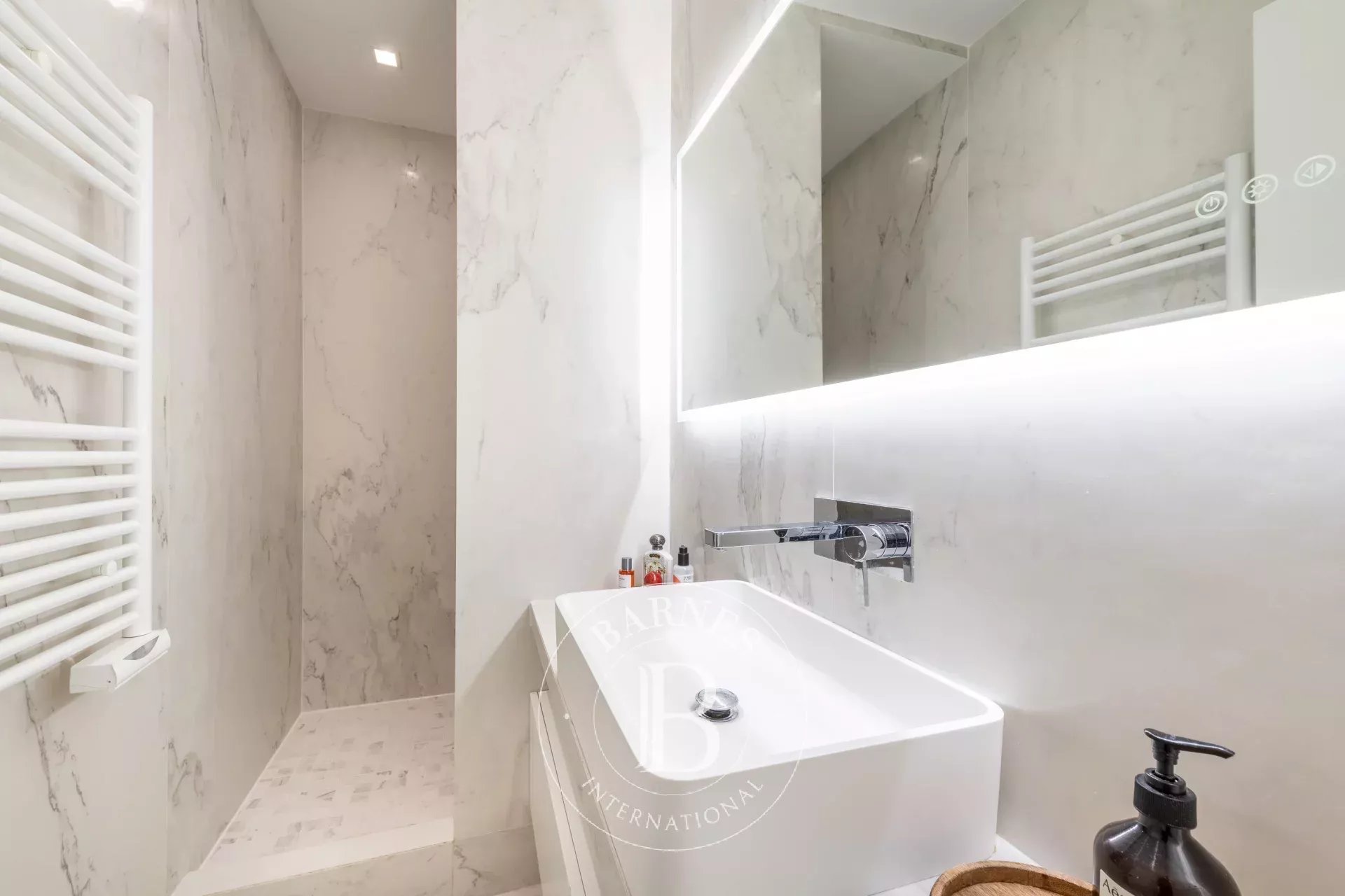 Daire Paris 3ème - picture 15