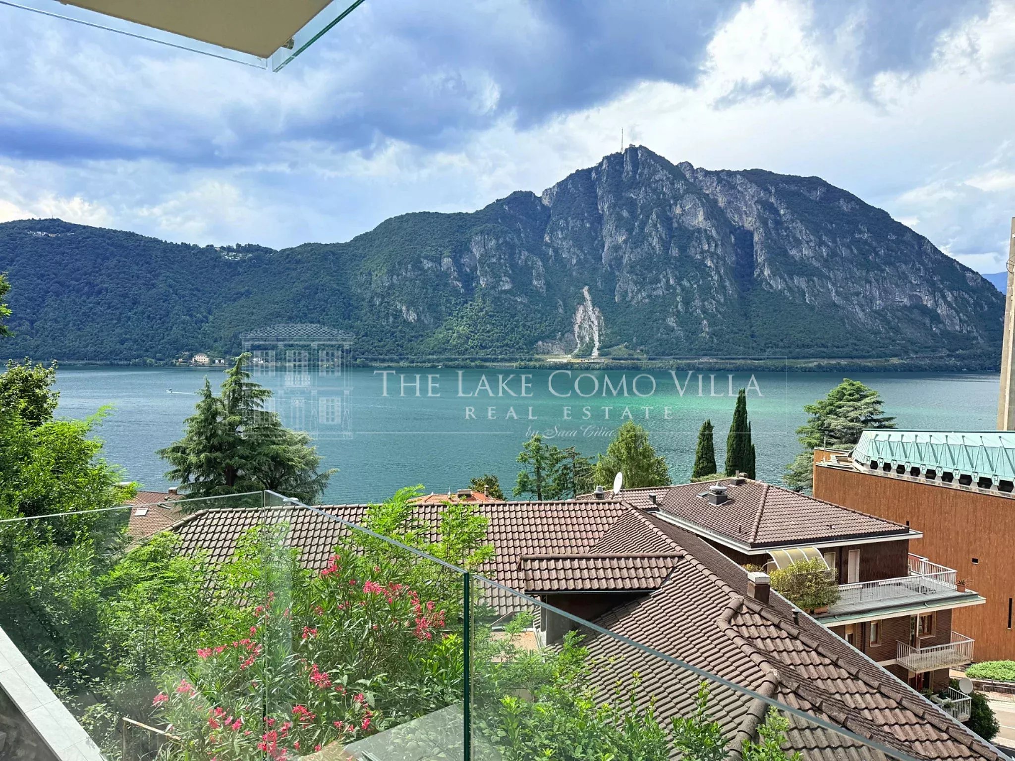 Campione D’Italia – Fully renovated villa with Lake Lugano view