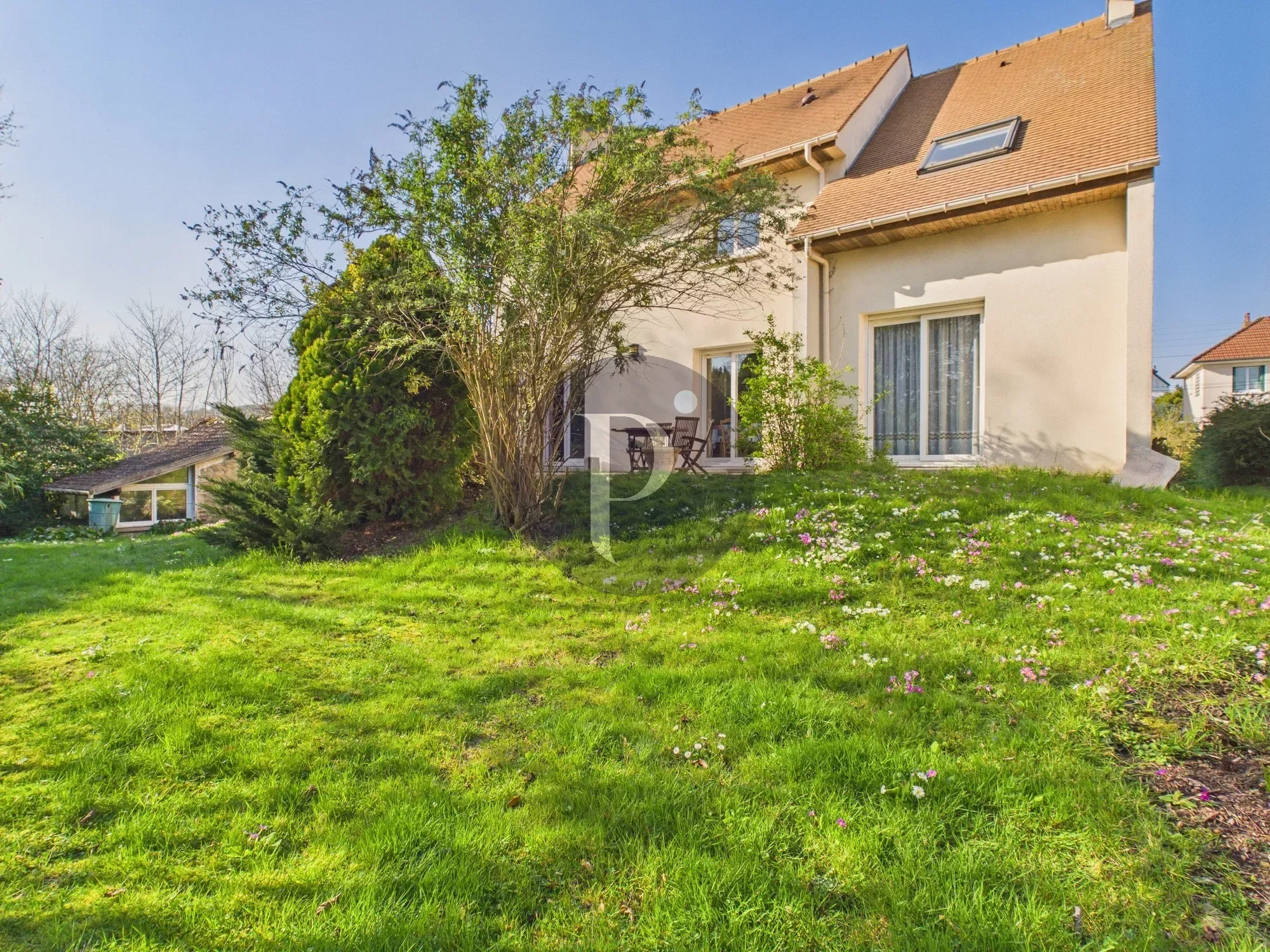 vente-maison-7-pieces-verrieres-le-buisson-86615579