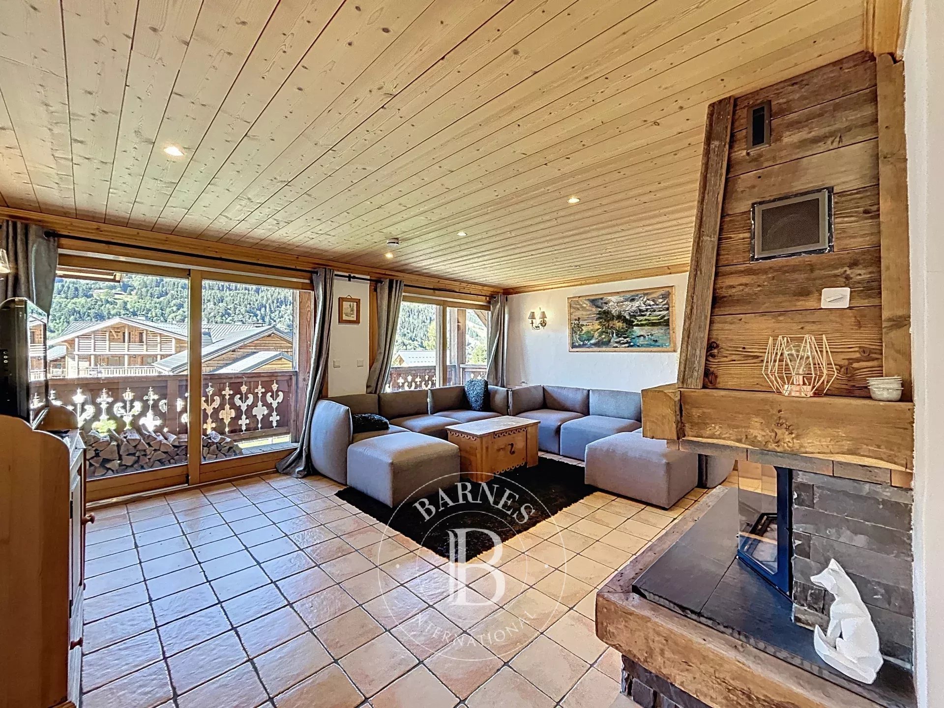 Photo of Les Gets – Ski-in/Ski-out property with 3 units