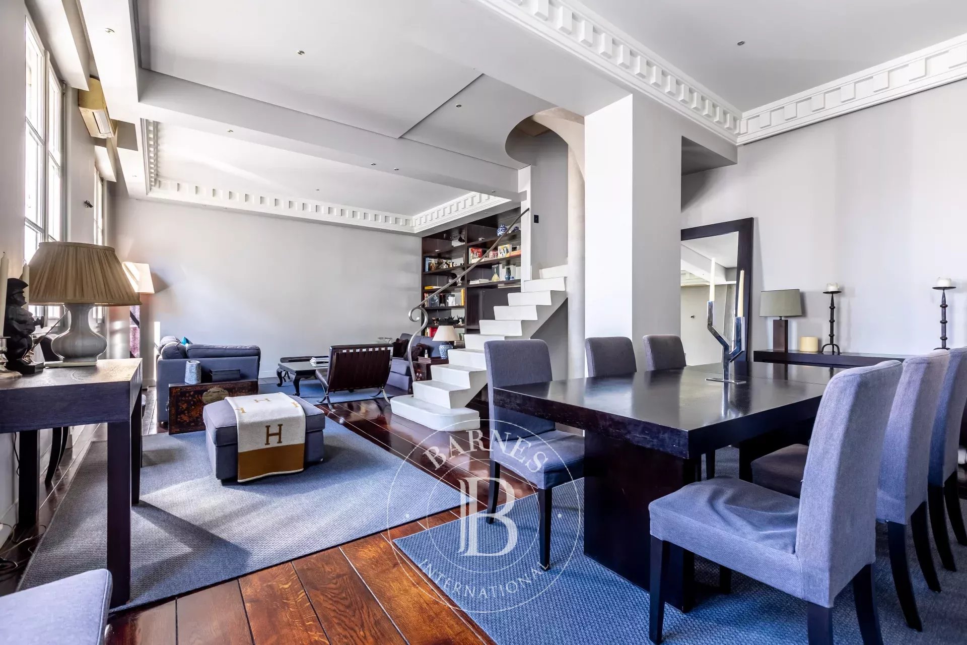 Paris 16 Avenue Foch Duplex 2 chambres en suite