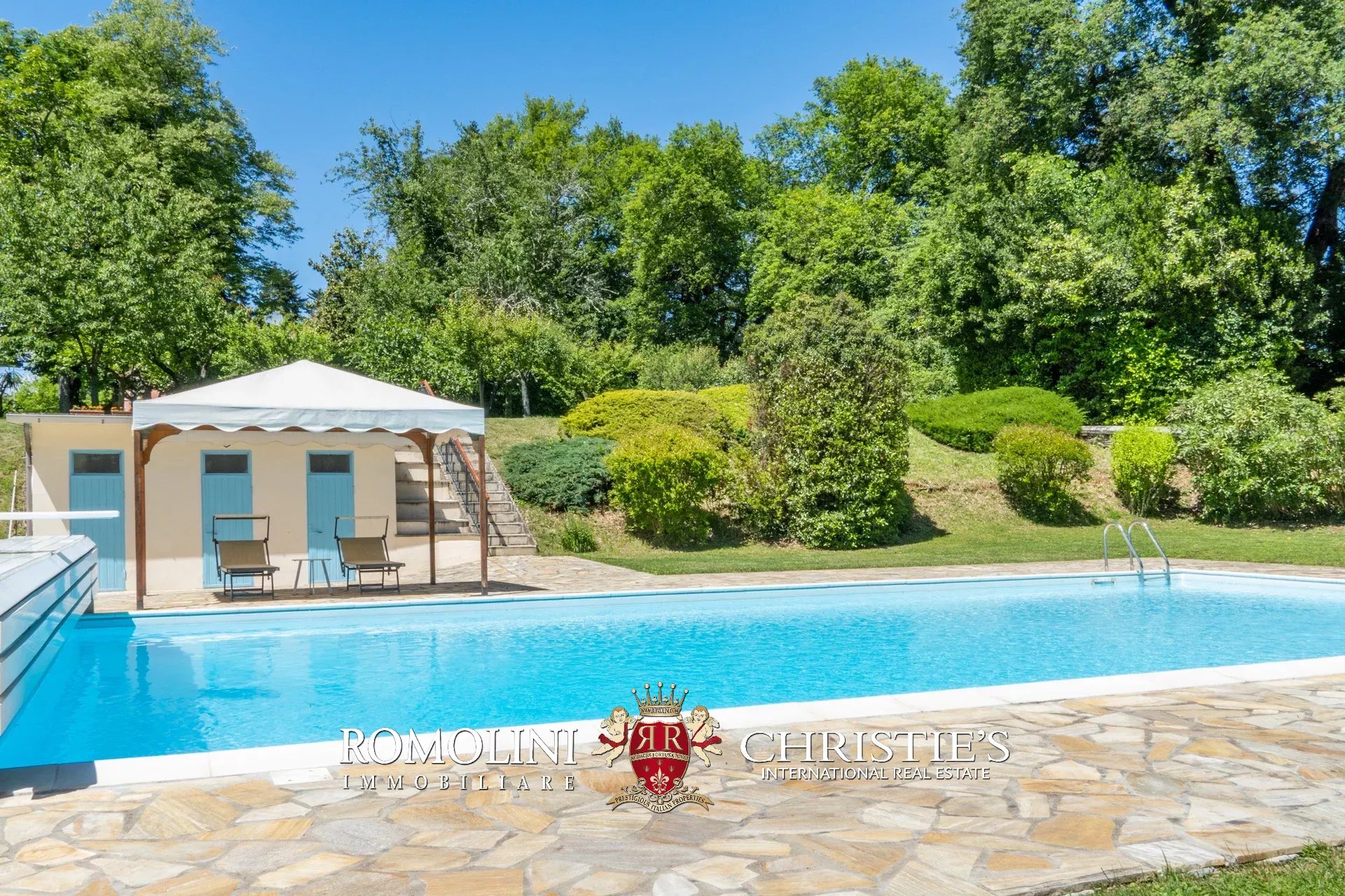 8 Bedroom Villa/Townhouse's Image 34