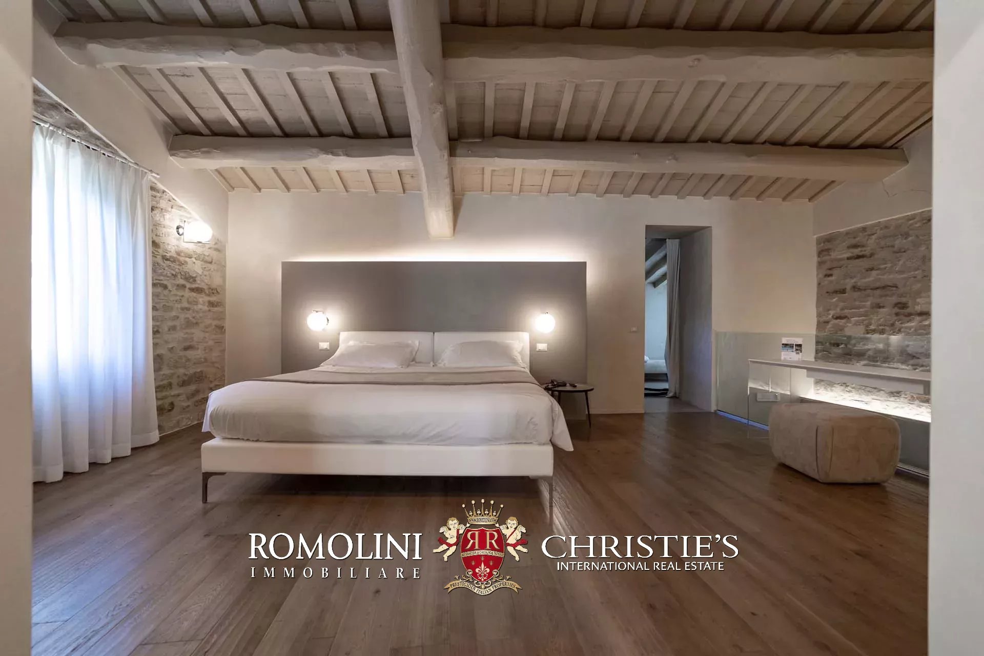 19 Bedroom Villa/Townhouse's Image 21