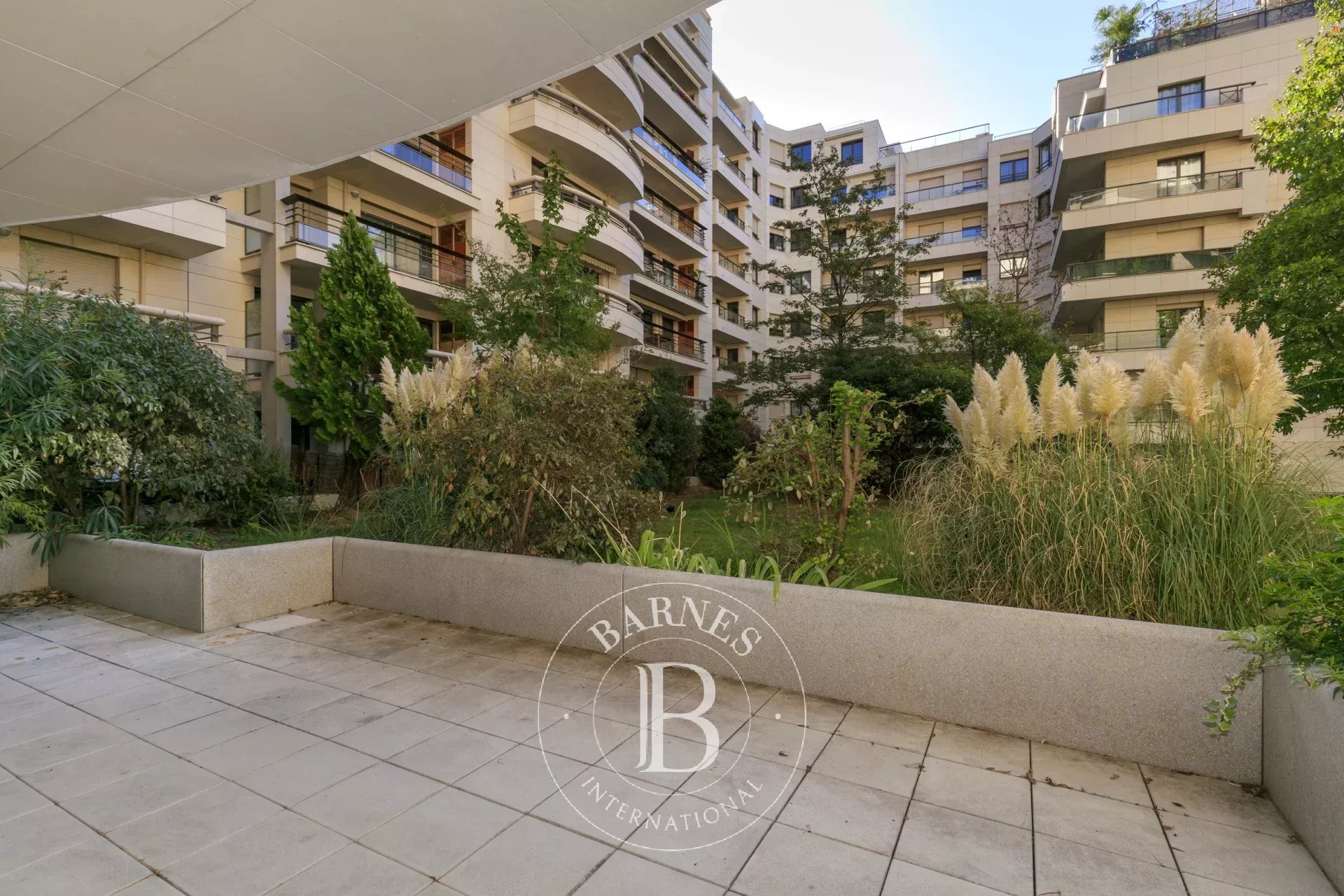 Daire Levallois-Perret - picture 11