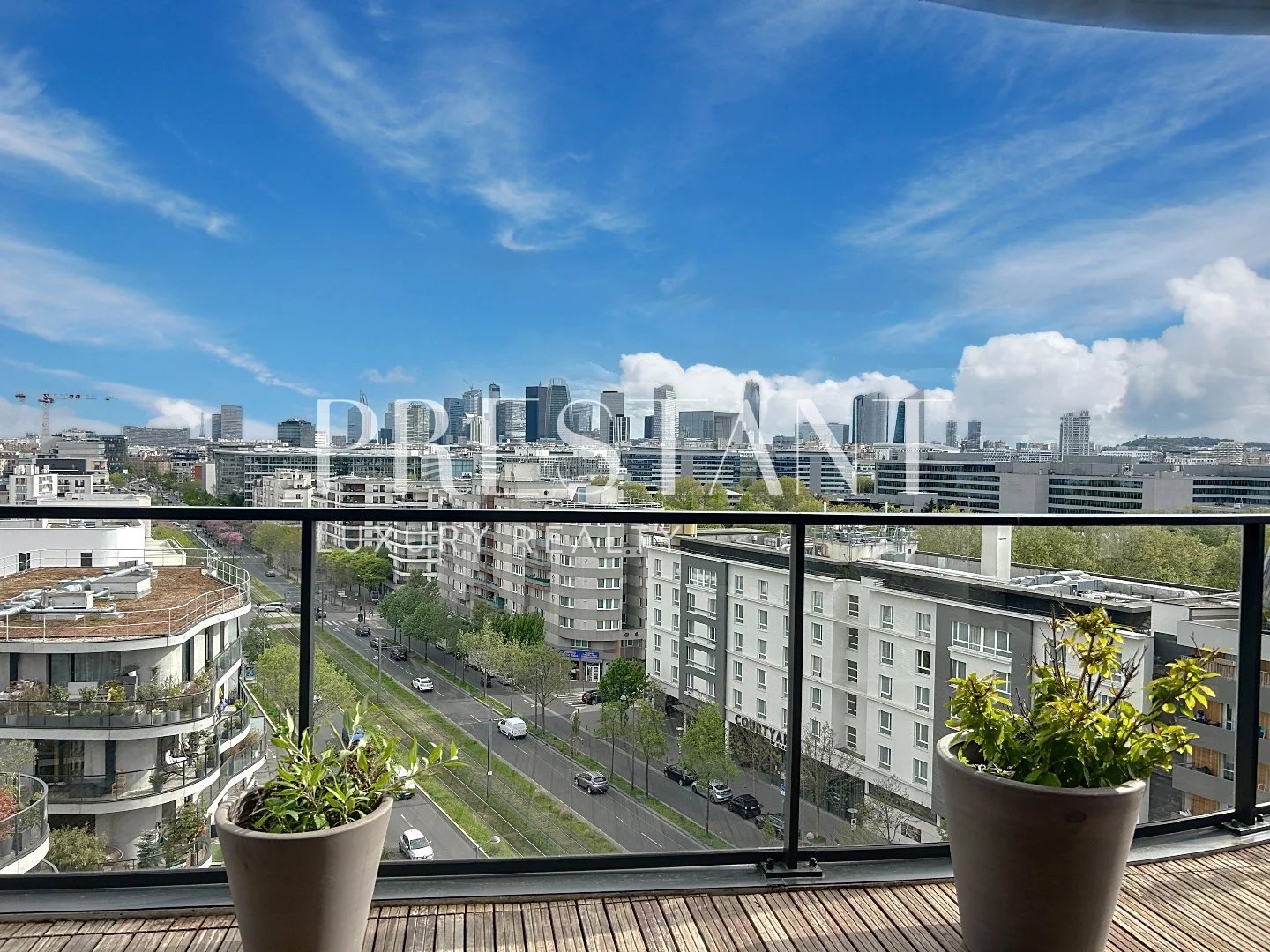 COUP DE CUR ASSURÉ  PENTHOUSE DEXCEPTION AVEC VUE PANORAMIQUE