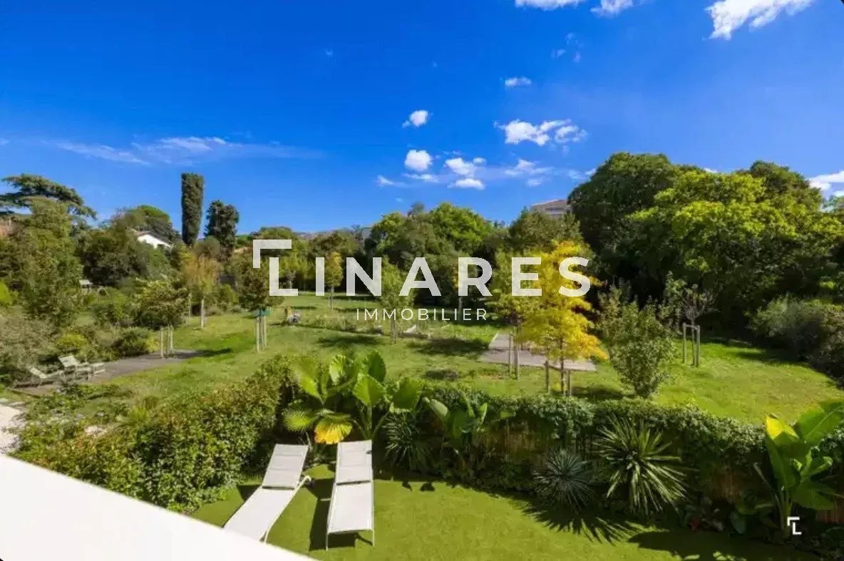 MICHELET PRESTIGE - Appartement T4 de 83m2 - Terrasse 17m2  - 13009 MICHELET