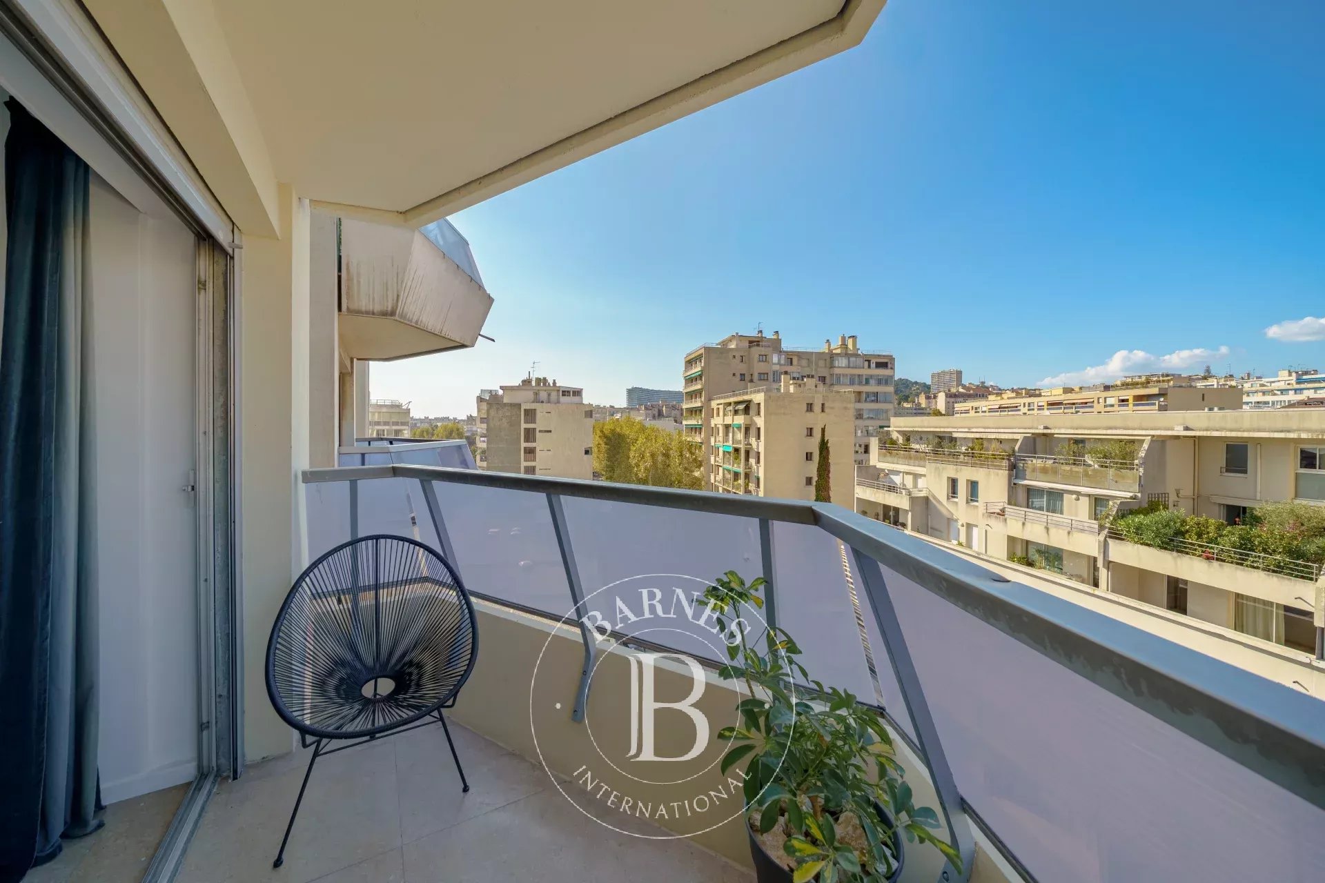 FURNISHED RENTAL – Le Grand... - picture 1