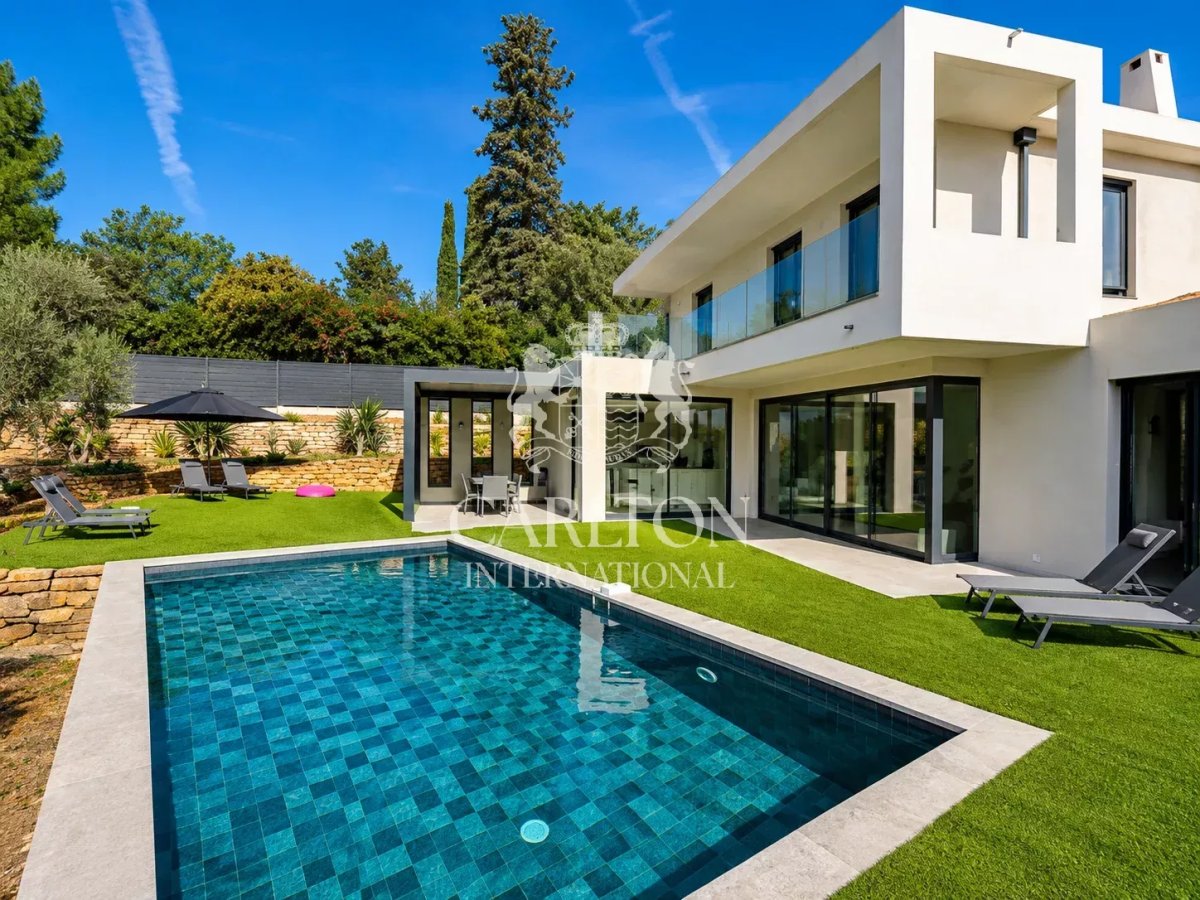 Valbonne : Location long terme 4 chambres