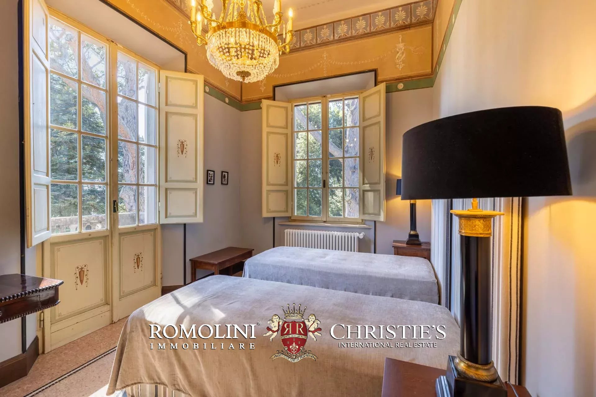 8 Bedroom Villa/Townhouse's Image 66