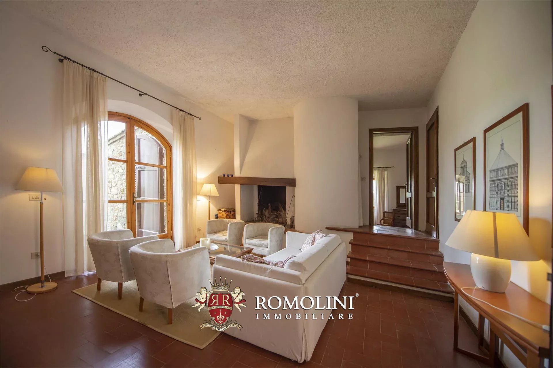 6 Bedroom Vineyard's Image 22