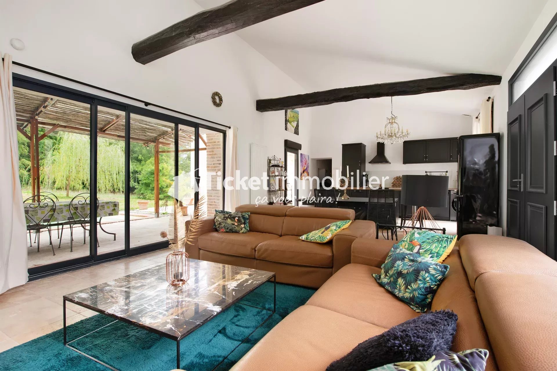 Ancienne métairie de 135m2 rénovée avec piscine, volumes et cachet sur une parcelle 1H boisée — photo 3