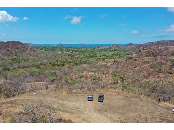 Grands terrains de 5.004 à 12 500 m2 – Vue panoramique mer et nature