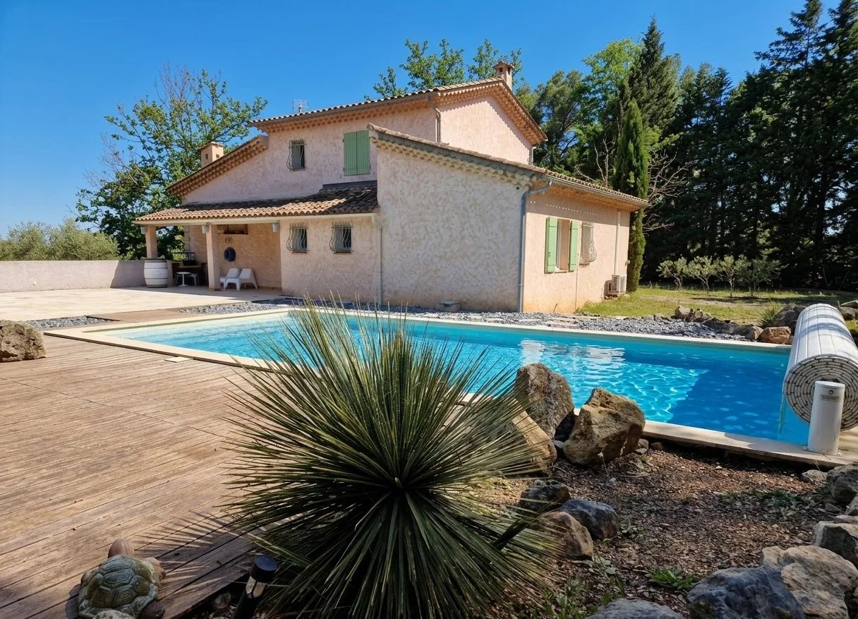 CHARMING MAS IN PROVENCE WITH POOL SUPERB VIEW