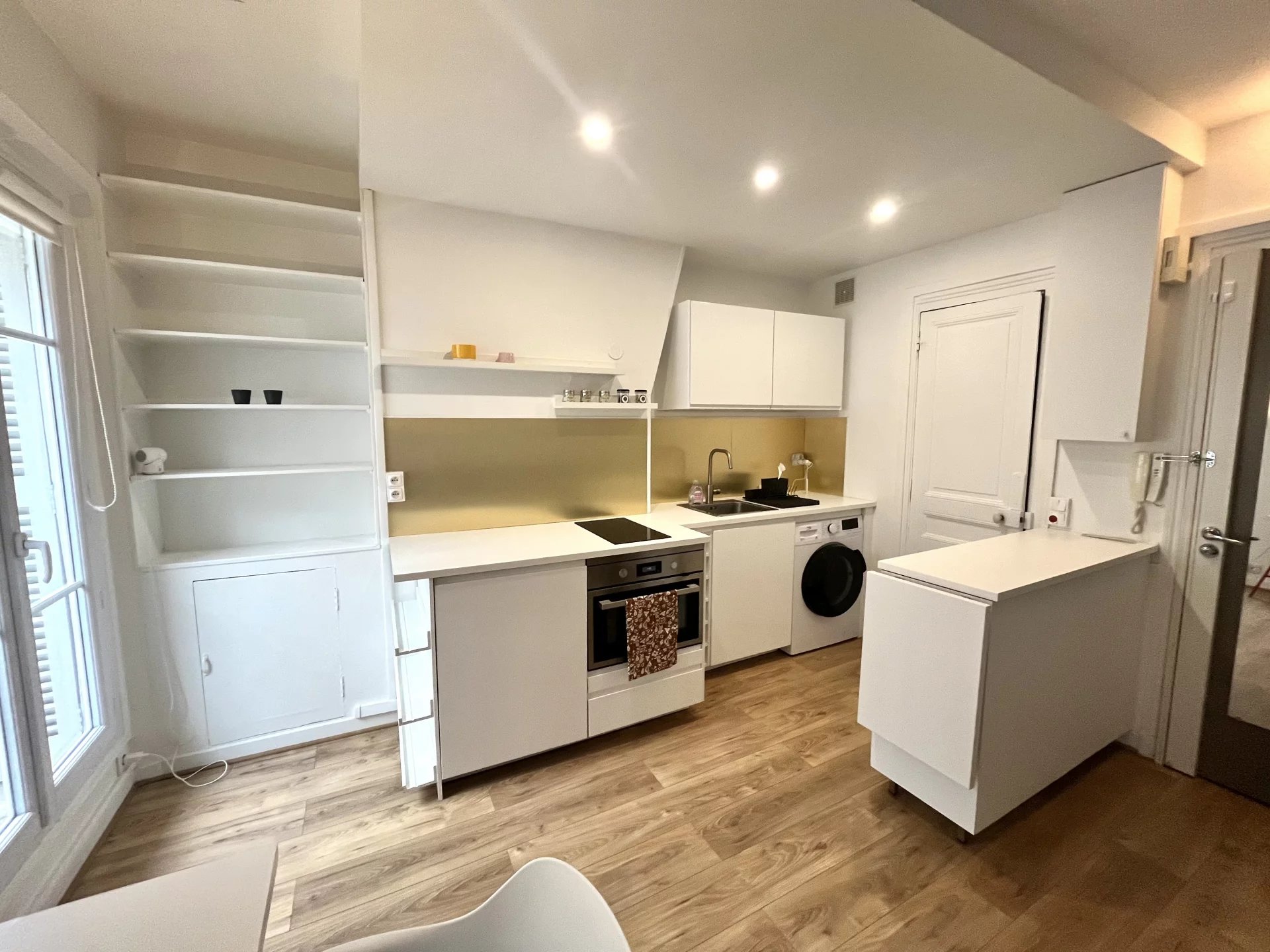 75004/ Hôtel de Ville: superbe studio