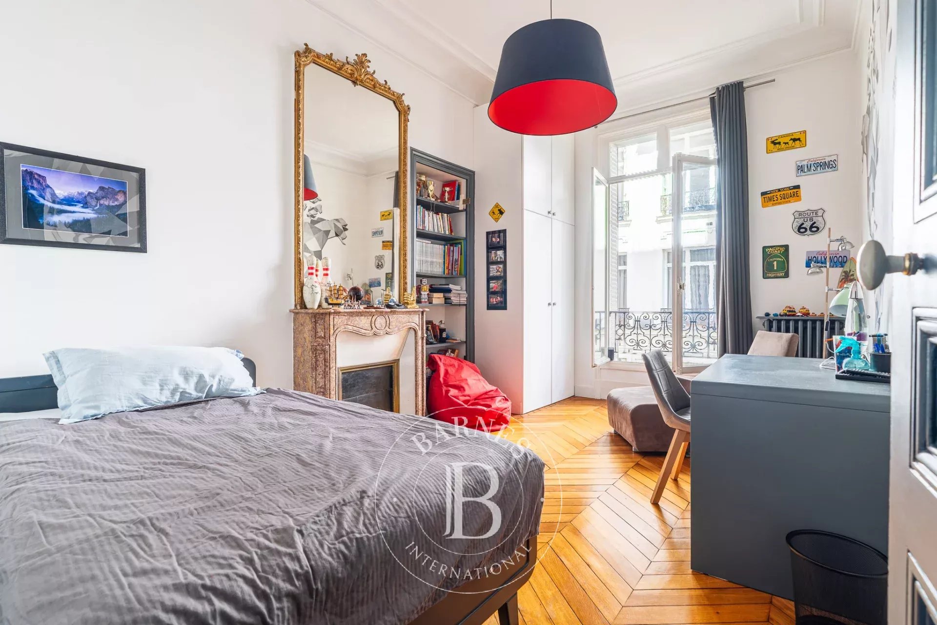 Paris  - Apartment 4 Bedrooms - picture 9