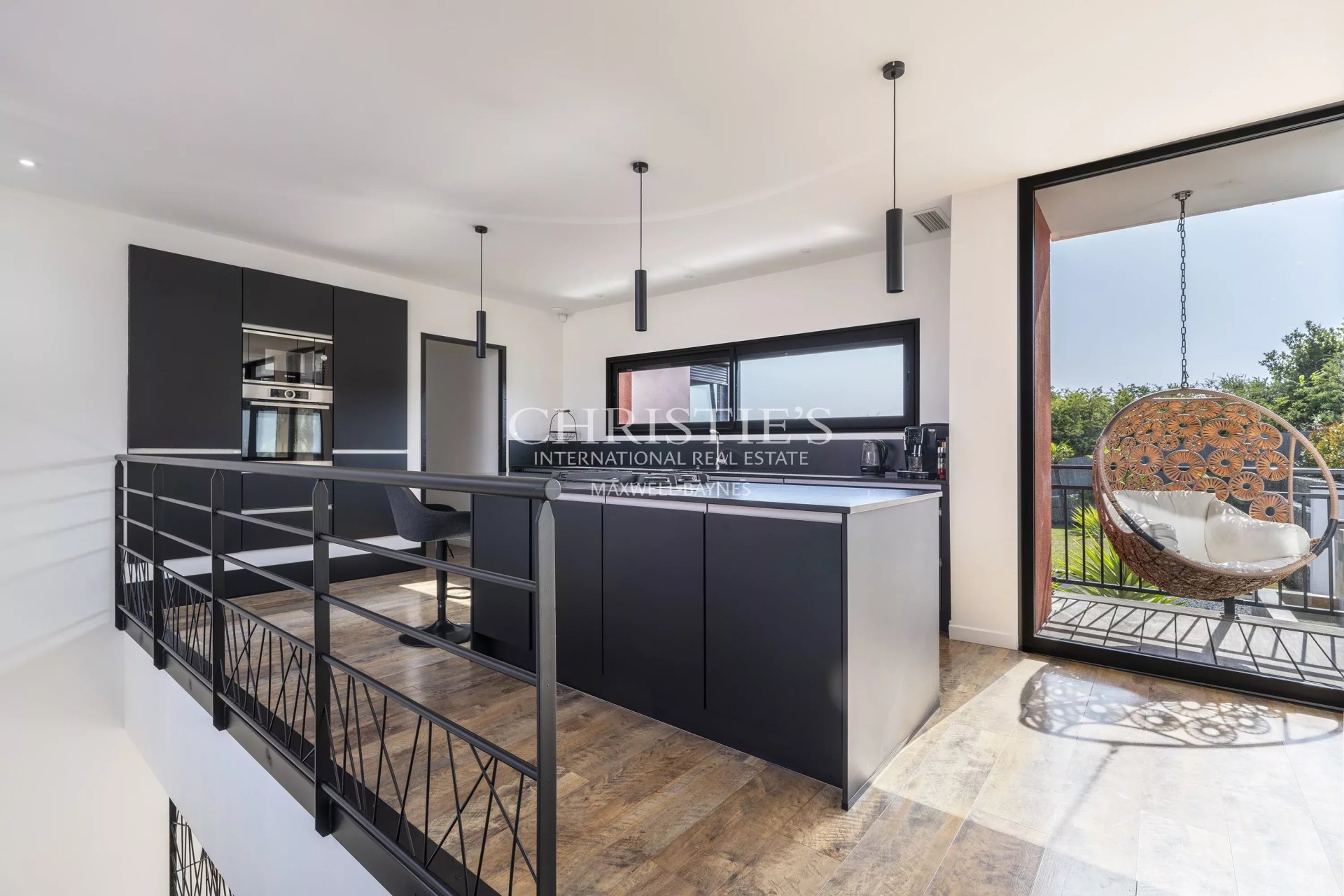 5 Bedroom Villa/Townhouse's Image 5