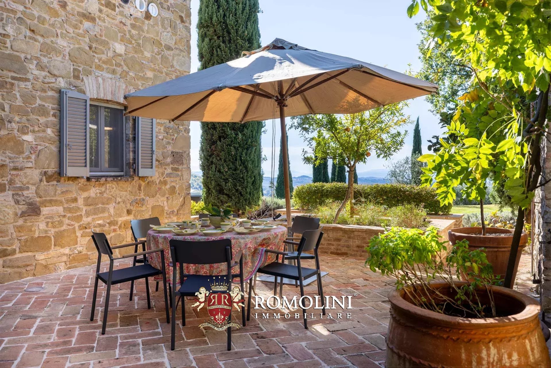 4 Bedroom Villa/Townhouse's Image 27