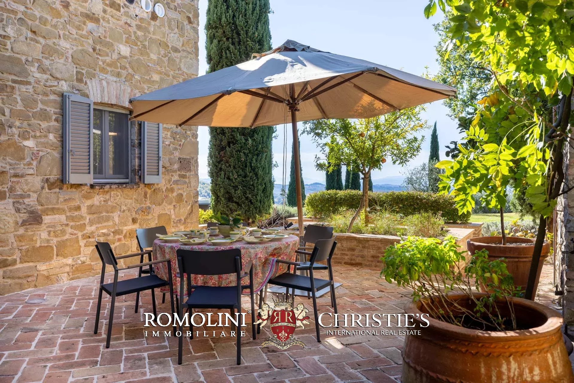 4 Bedroom Villa/Townhouse's Image 27