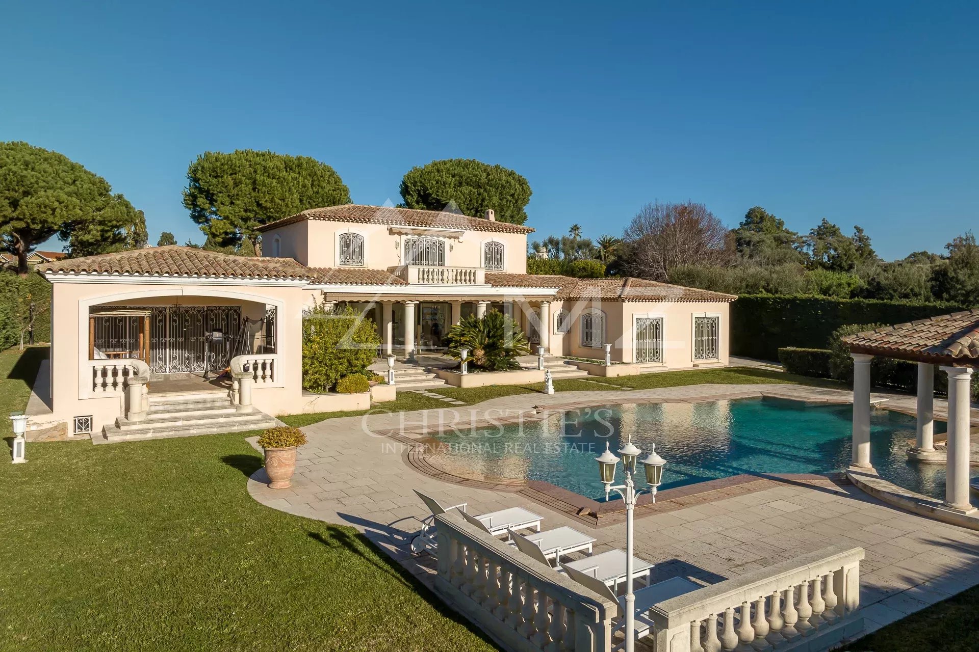 Exceptionnelle propriété dans un domaine privé