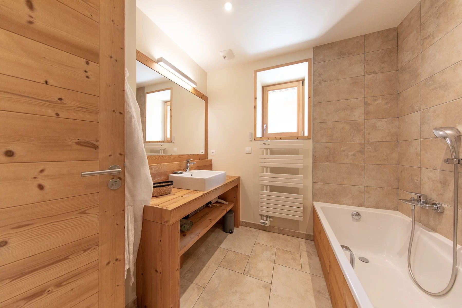 Photo of MORZINE - 5-bedroom chalet Morzine