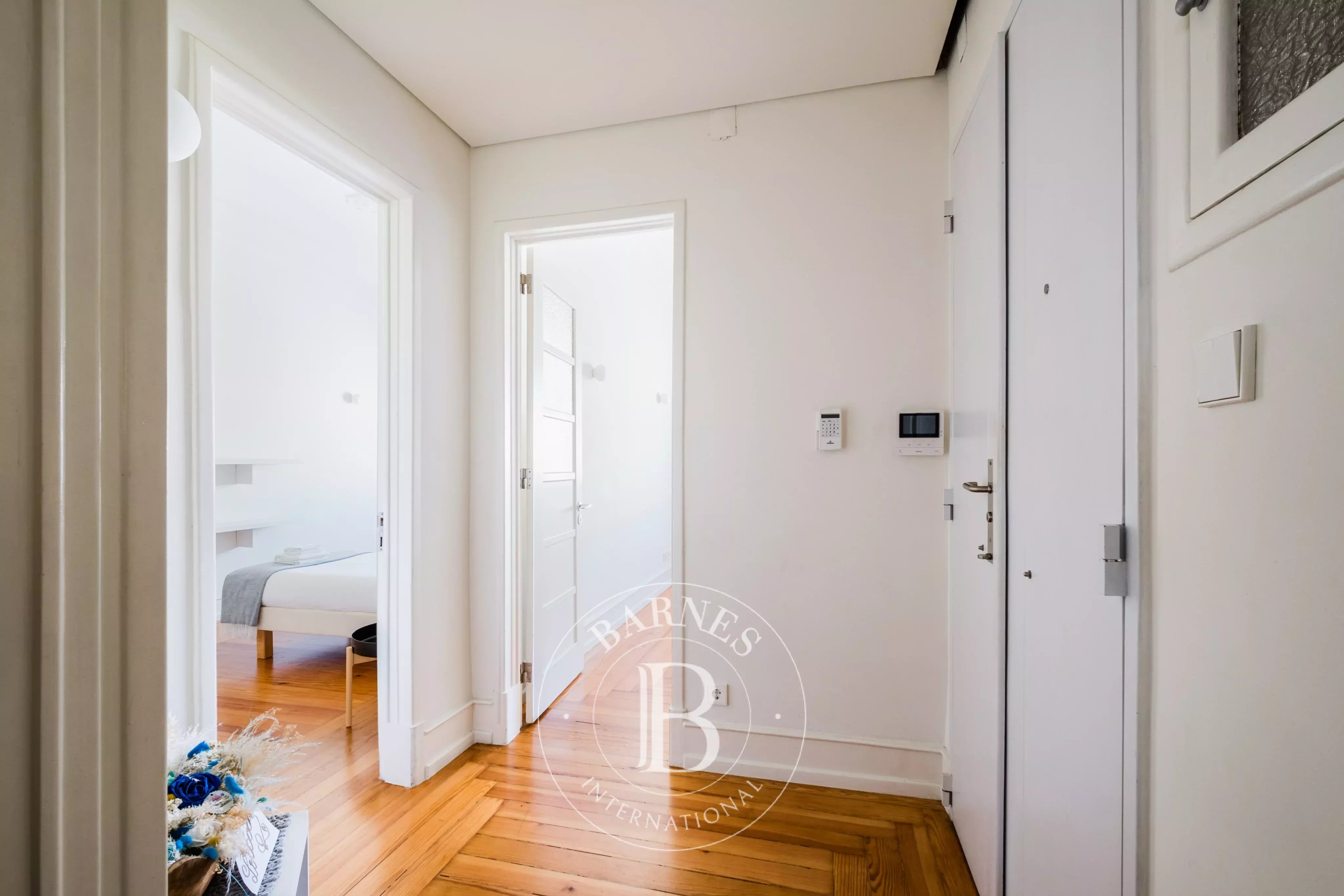 Centrality and comfort