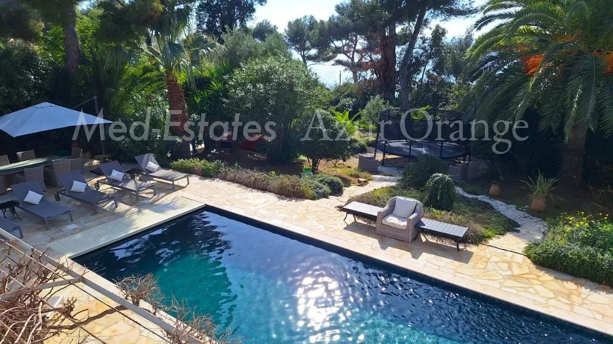 Agence immobilière de Med-Estates Saint Tropez
