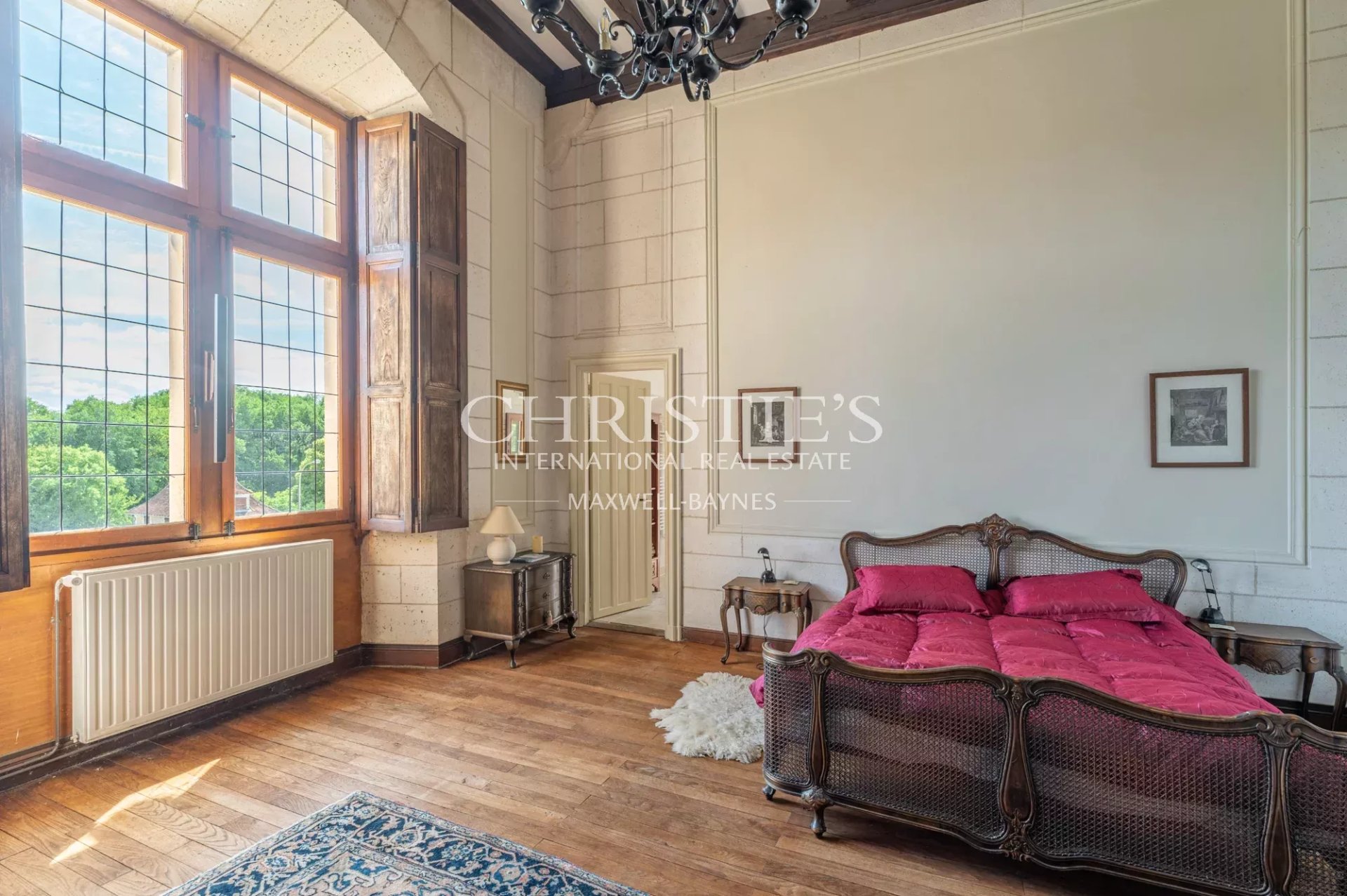 9 Bedroom Chateau's Image 24