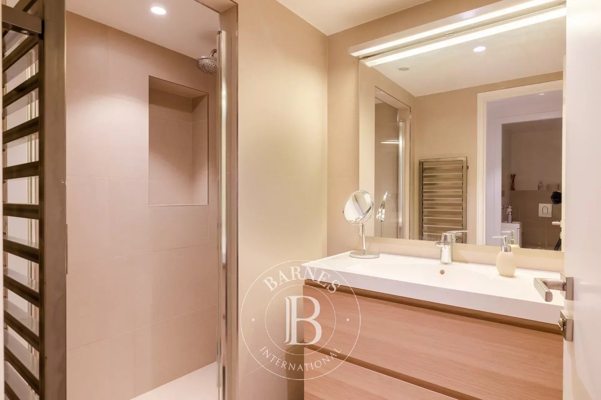 Ev Paris 19ème - picture 17