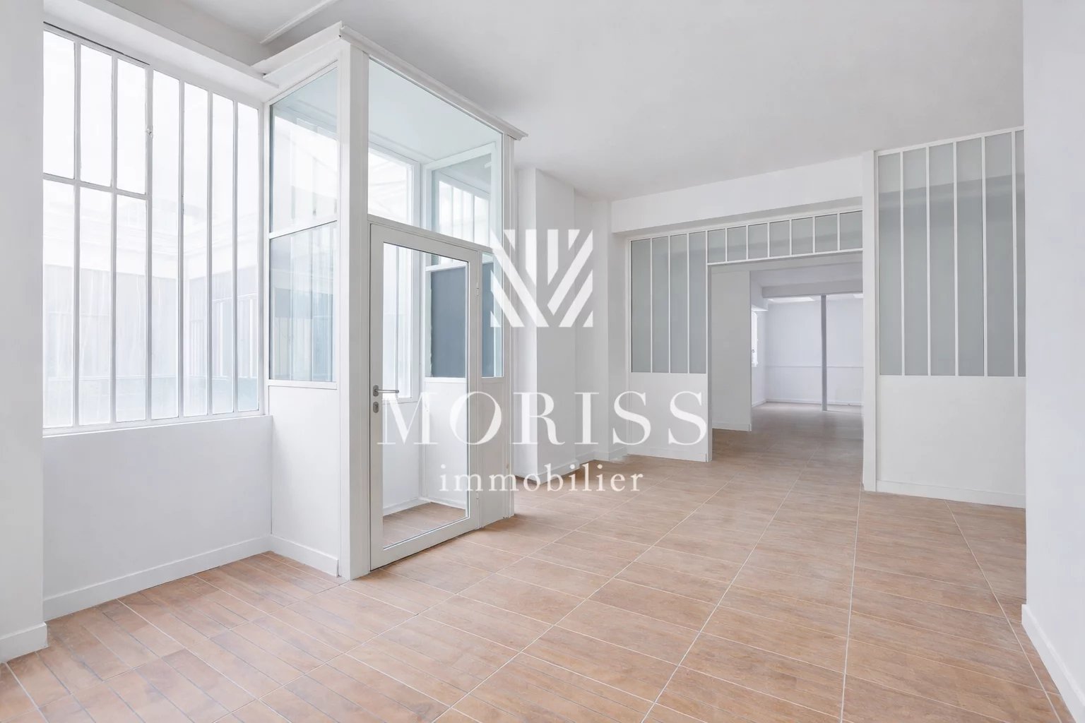 Local commercial - Image Array