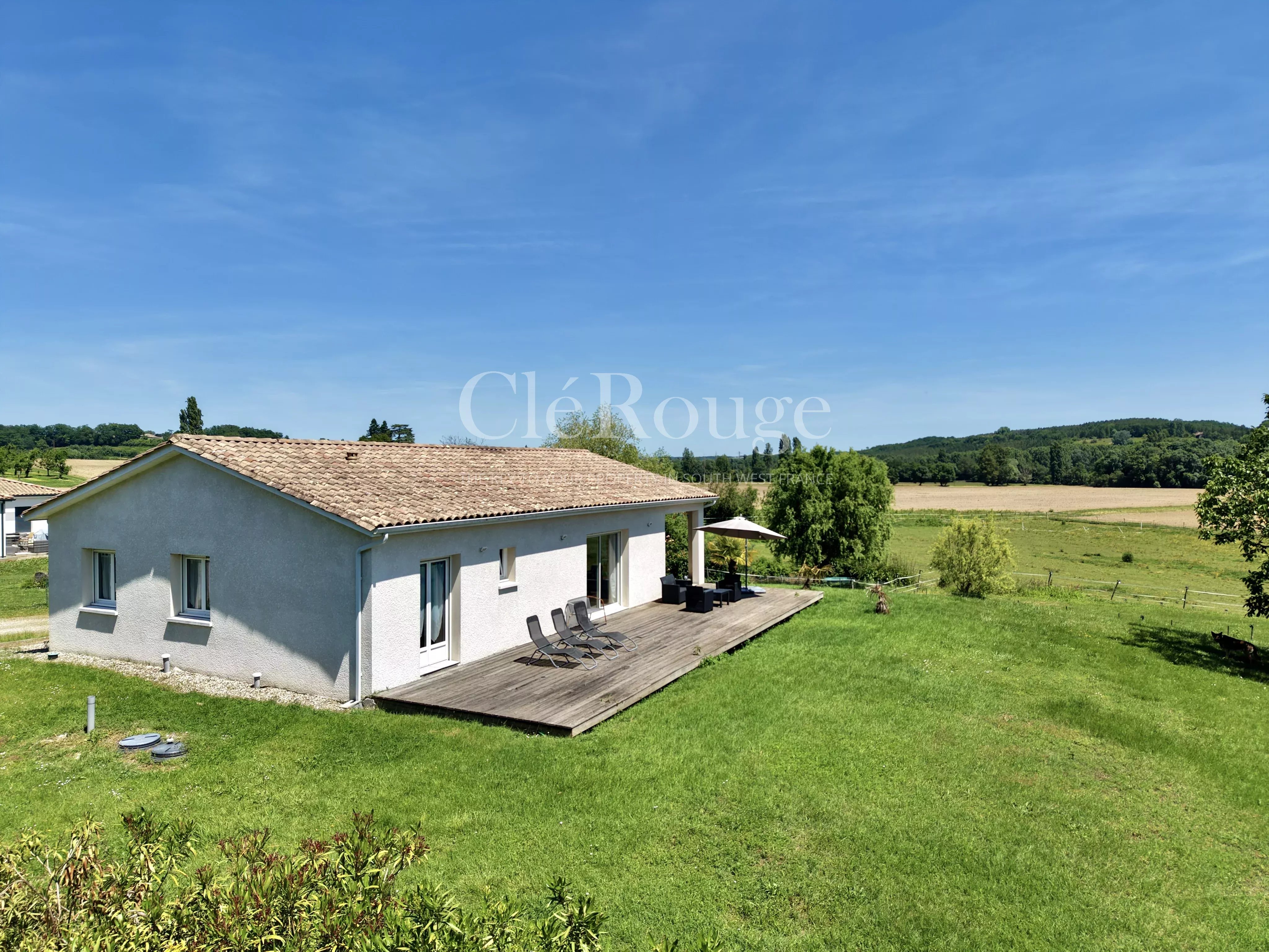 House in Duras - view 1