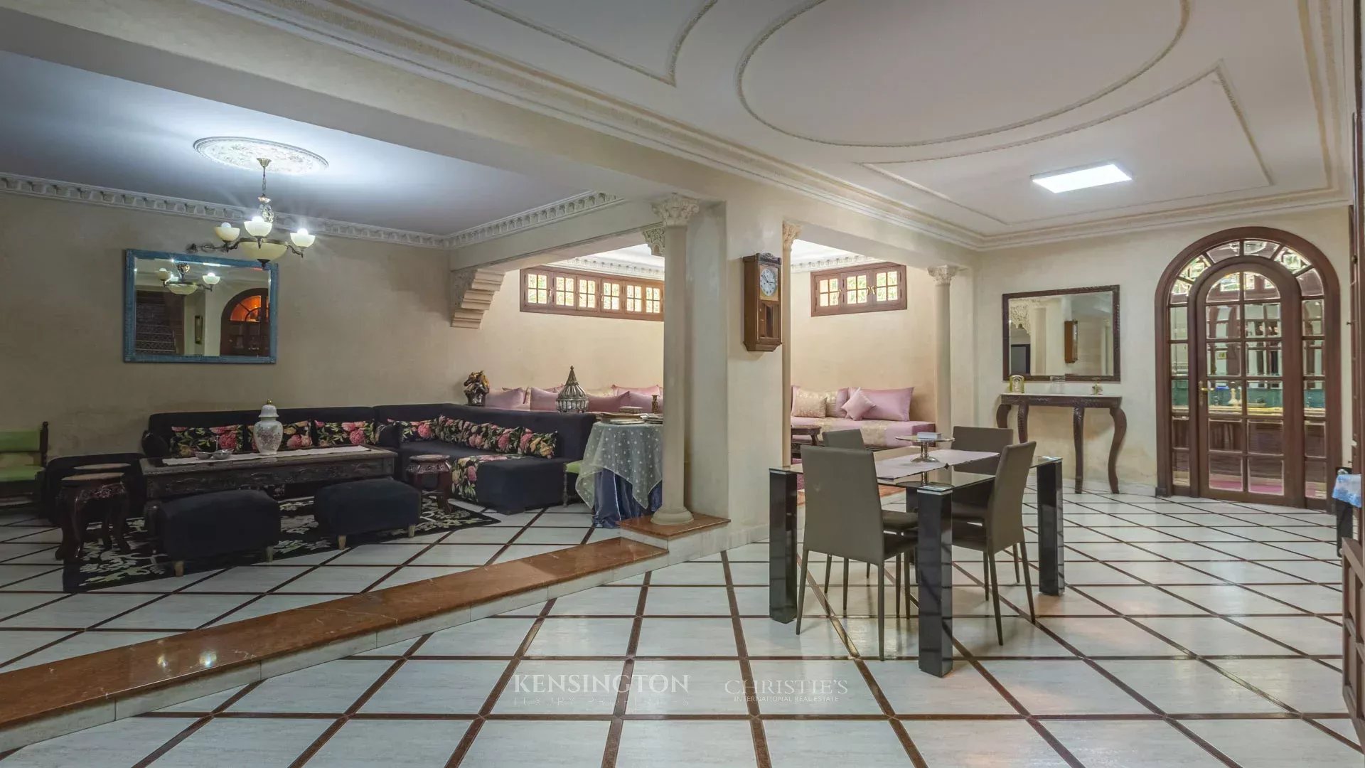 4 Bedroom Villa/Townhouse's Image 26