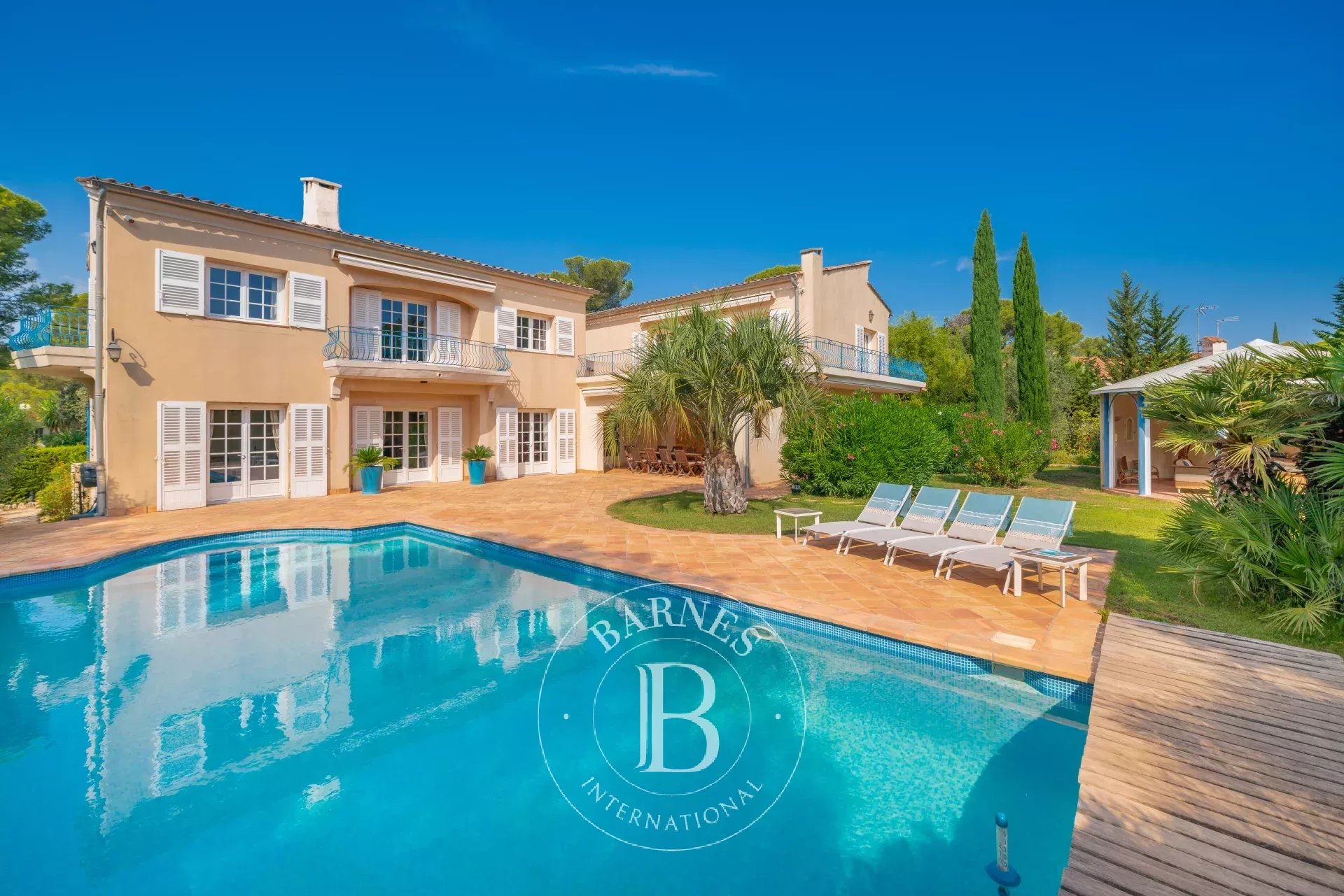 Villa Saint-Raphaël - picture 1