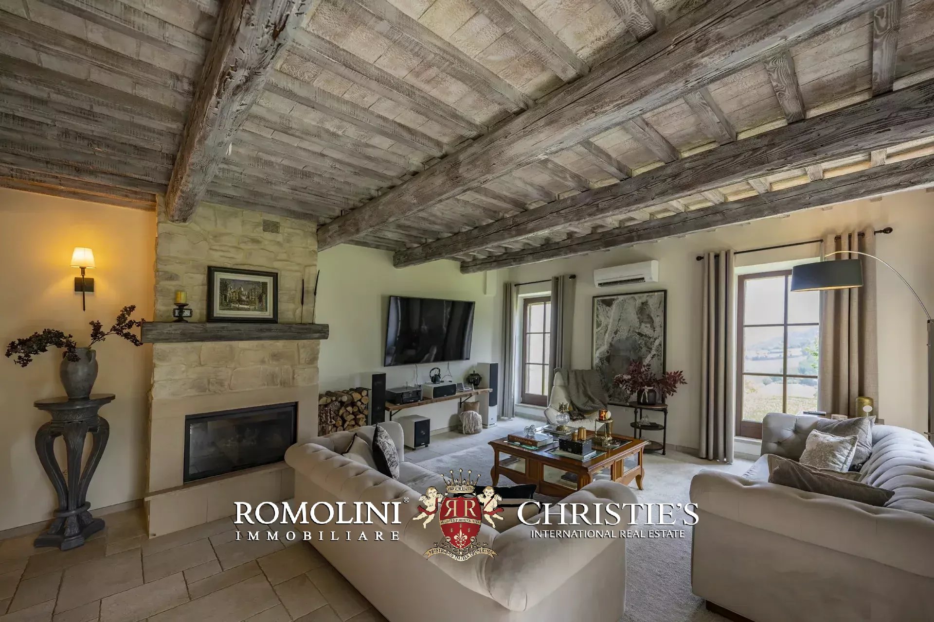 4 Bedroom Villa/Townhouse's Image 30