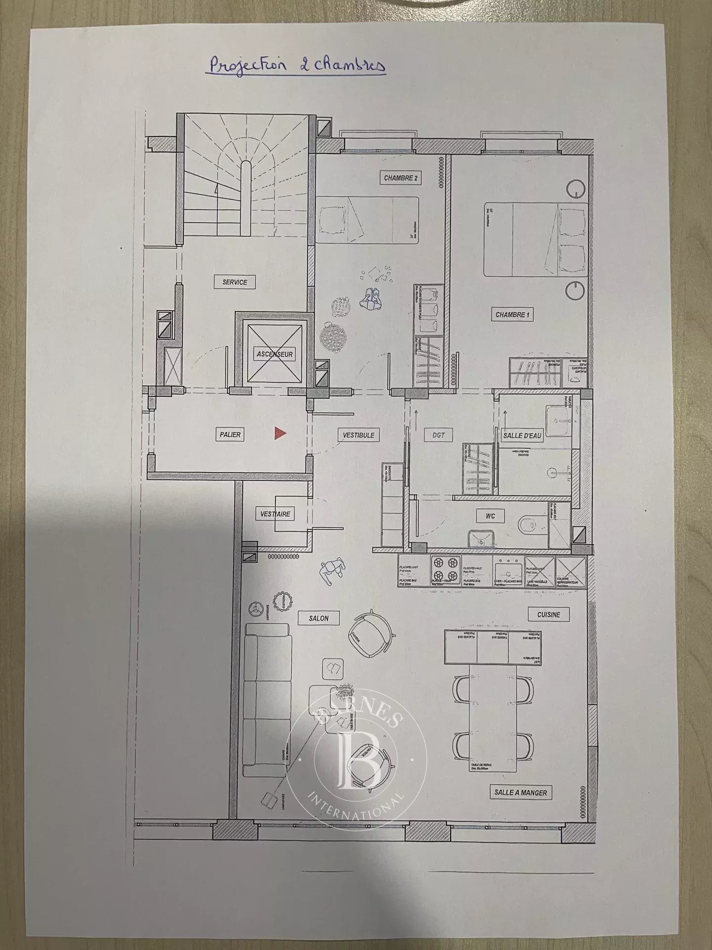 Paris 6 - Raspail/Assas - 2-bed apartment - to renovate - balcony