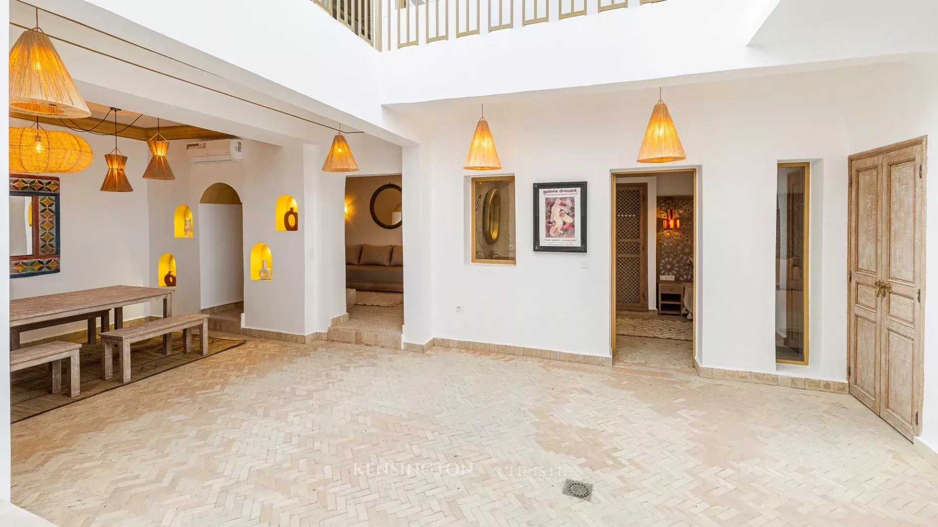 5 Bedroom Villa/Townhouse's Image 10